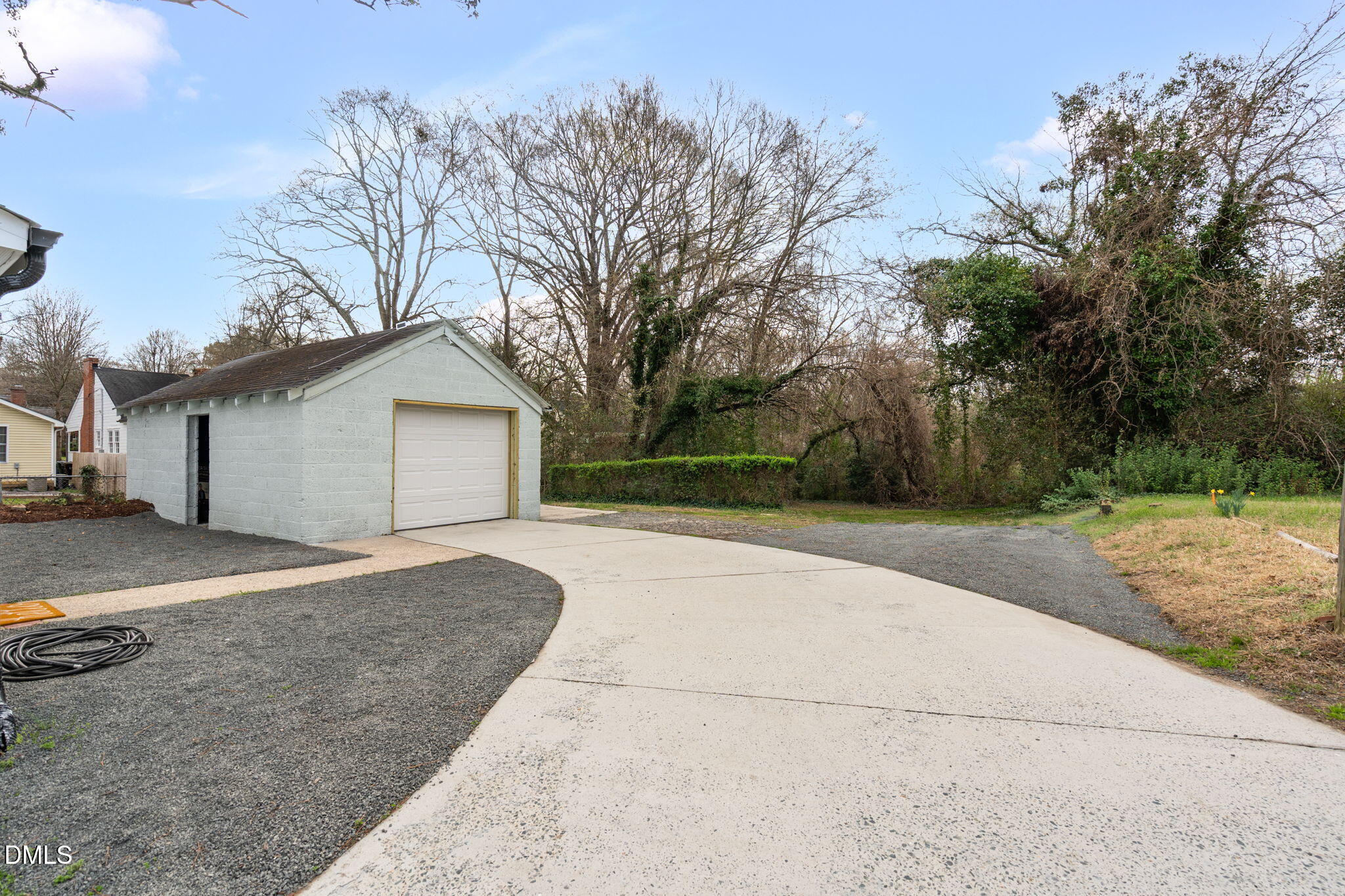 907 Morehead Avenue Property Photo 28