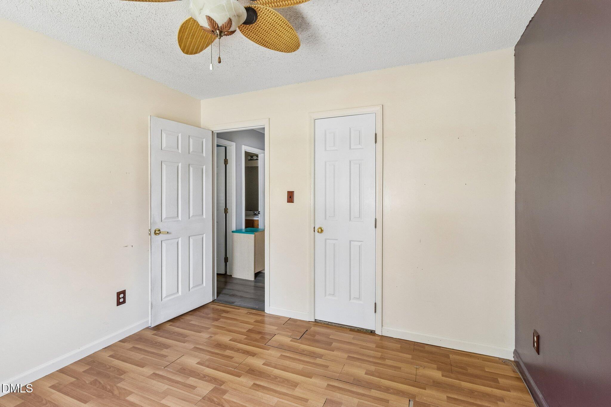 6304 Walnut Glen Drive Property Photo 20
