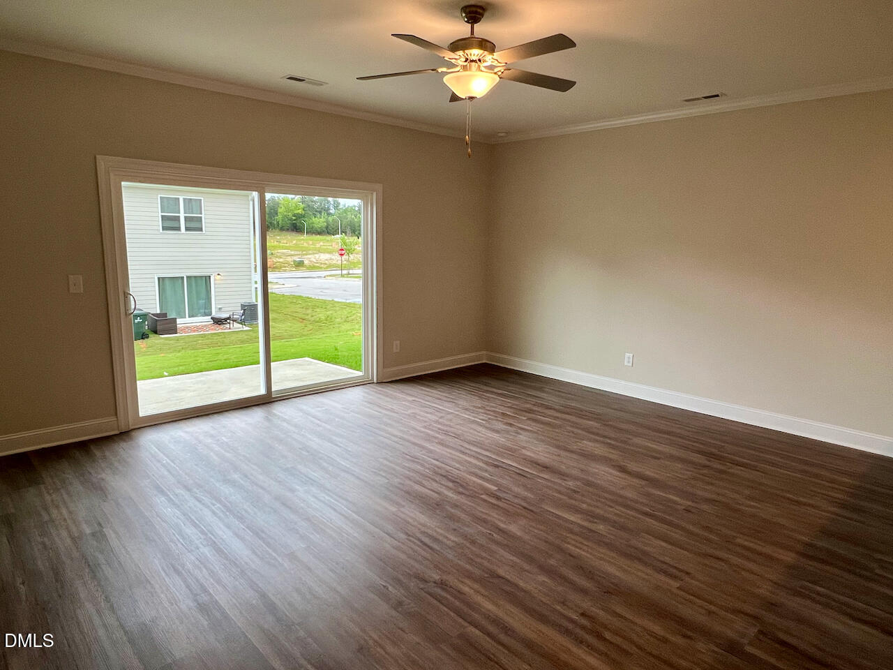 6905 Outfall Point Lane Property Photo 8