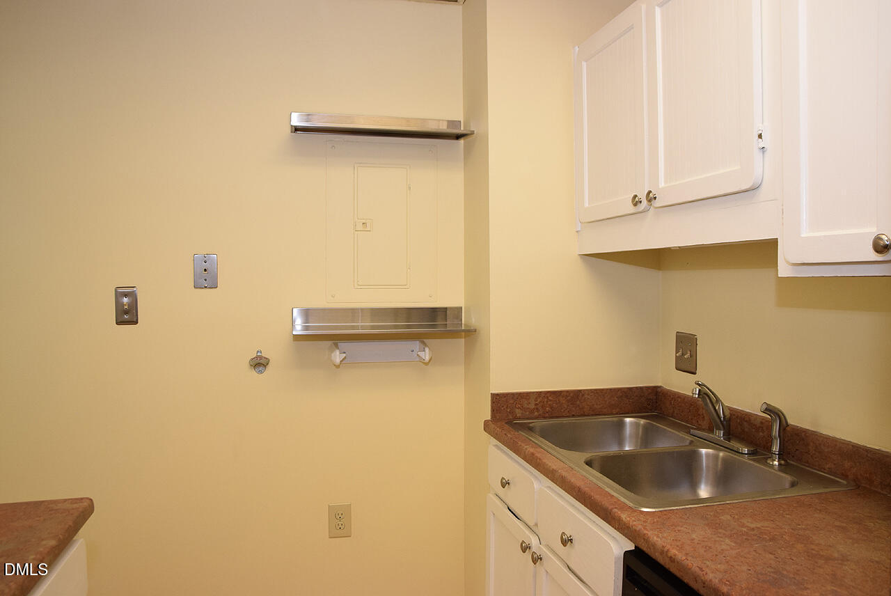1500 River Mill Drive 312 Property Photo 6