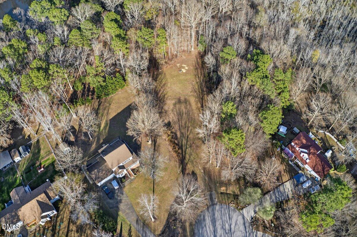 515 Tafton Drive Property Photo 2
