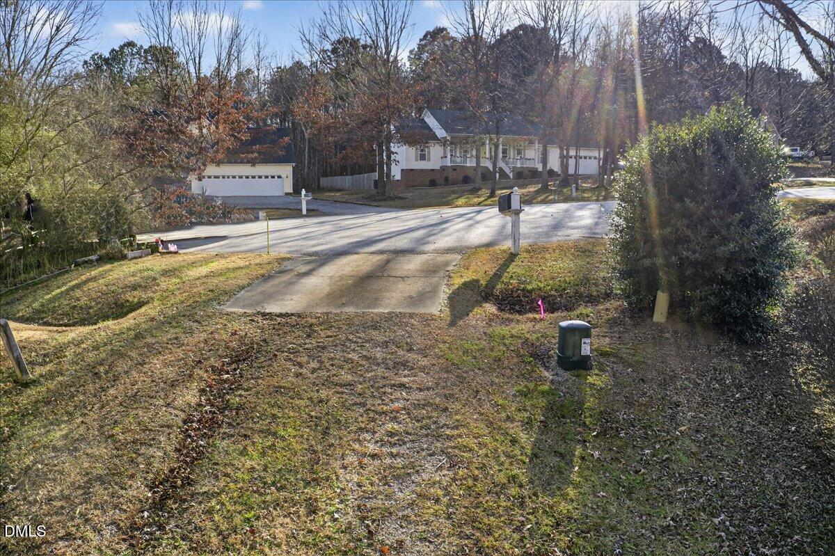515 Tafton Drive Property Photo 16