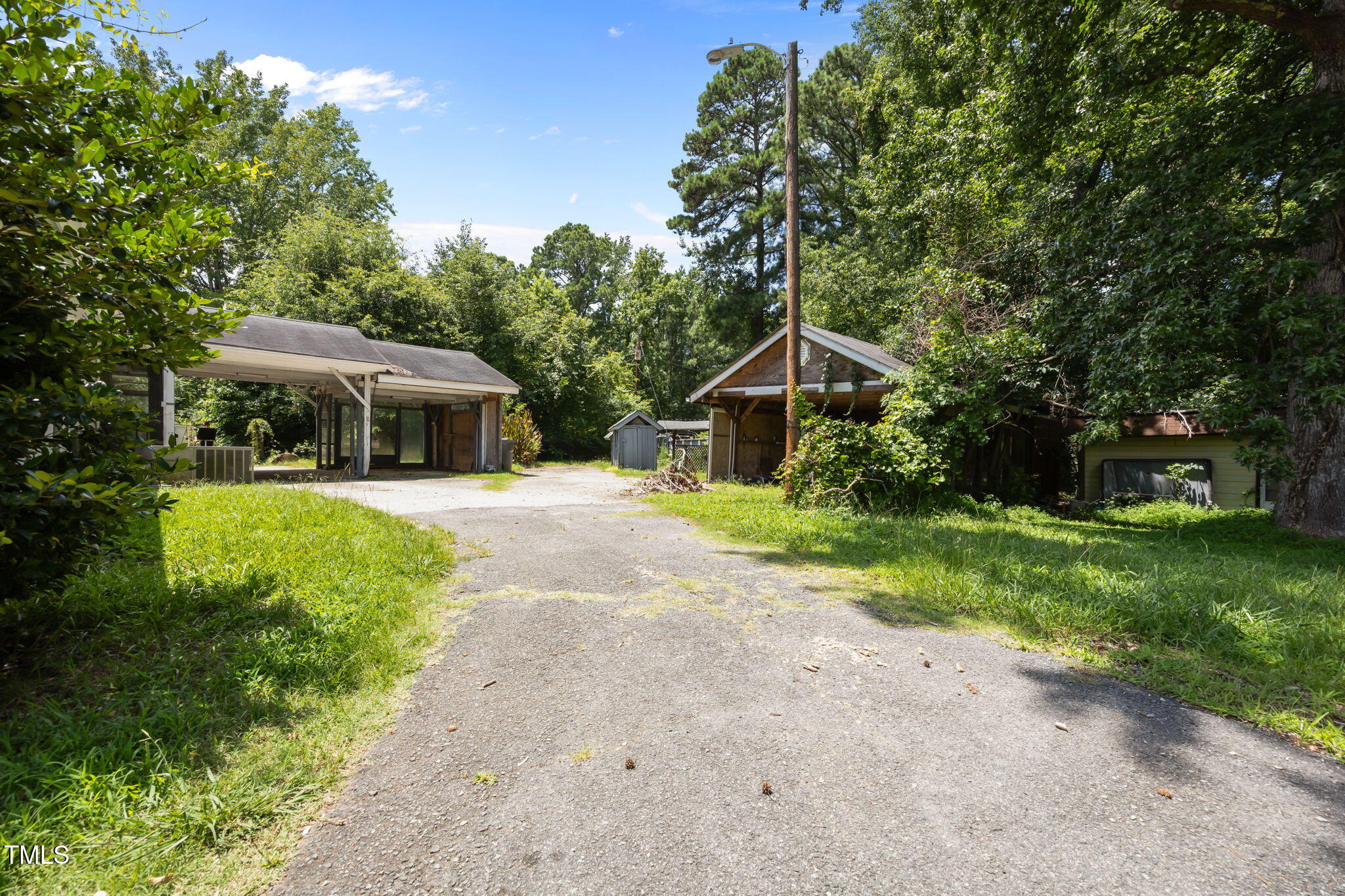 9640 Holly Springs Road Property Photo 22