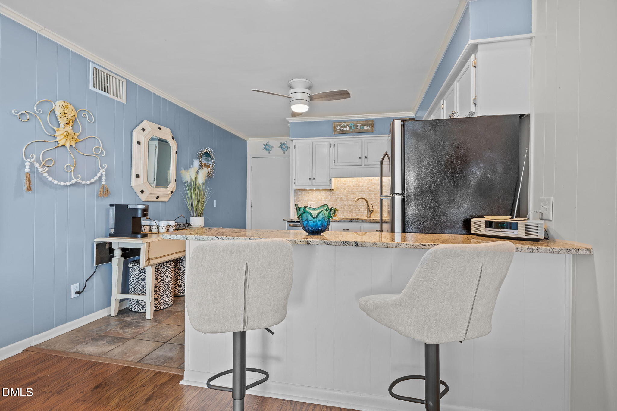 301 Commerce Way 101 Property Photo 8