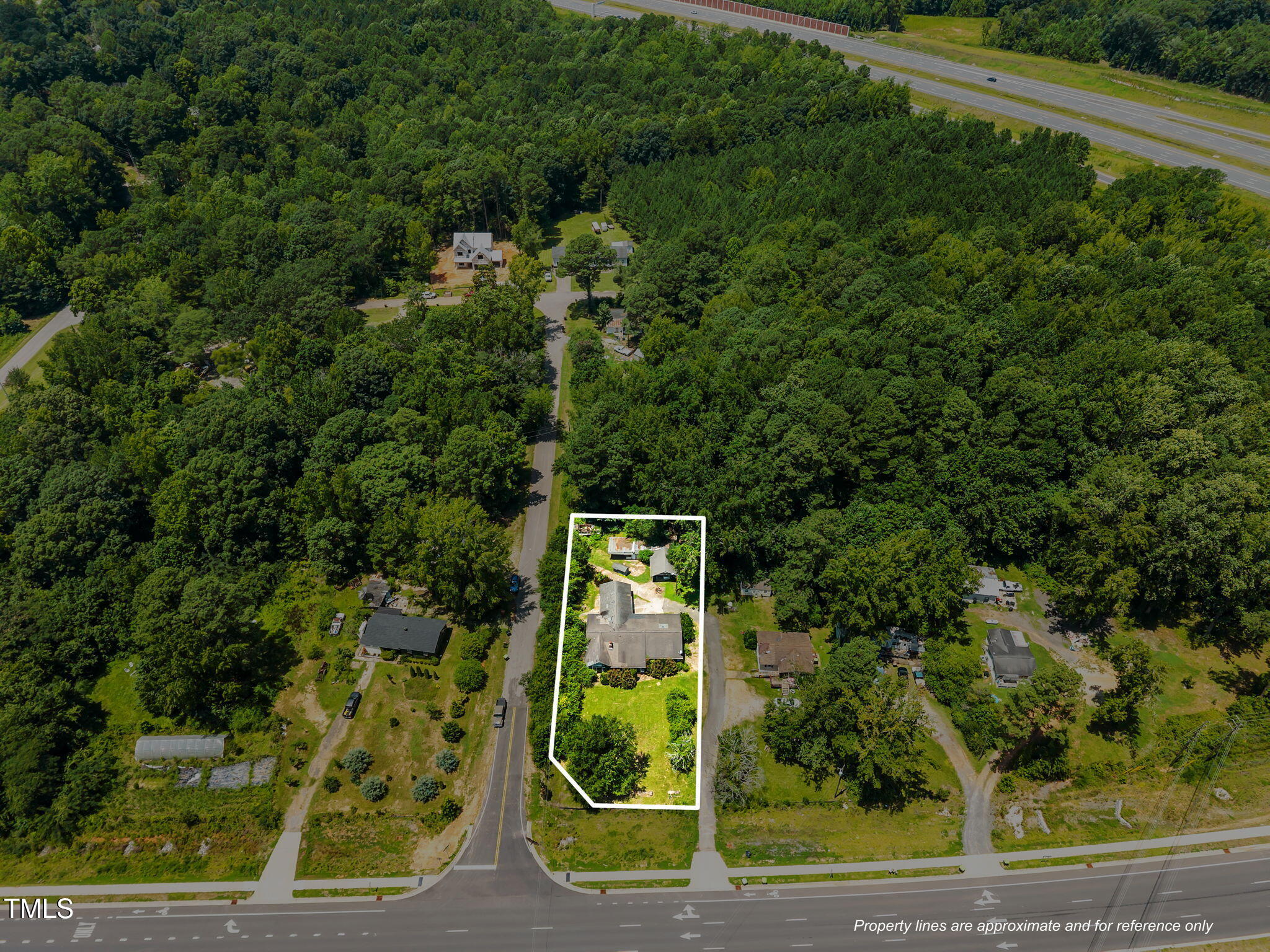 9640 Holly Springs Road Property Photo 3