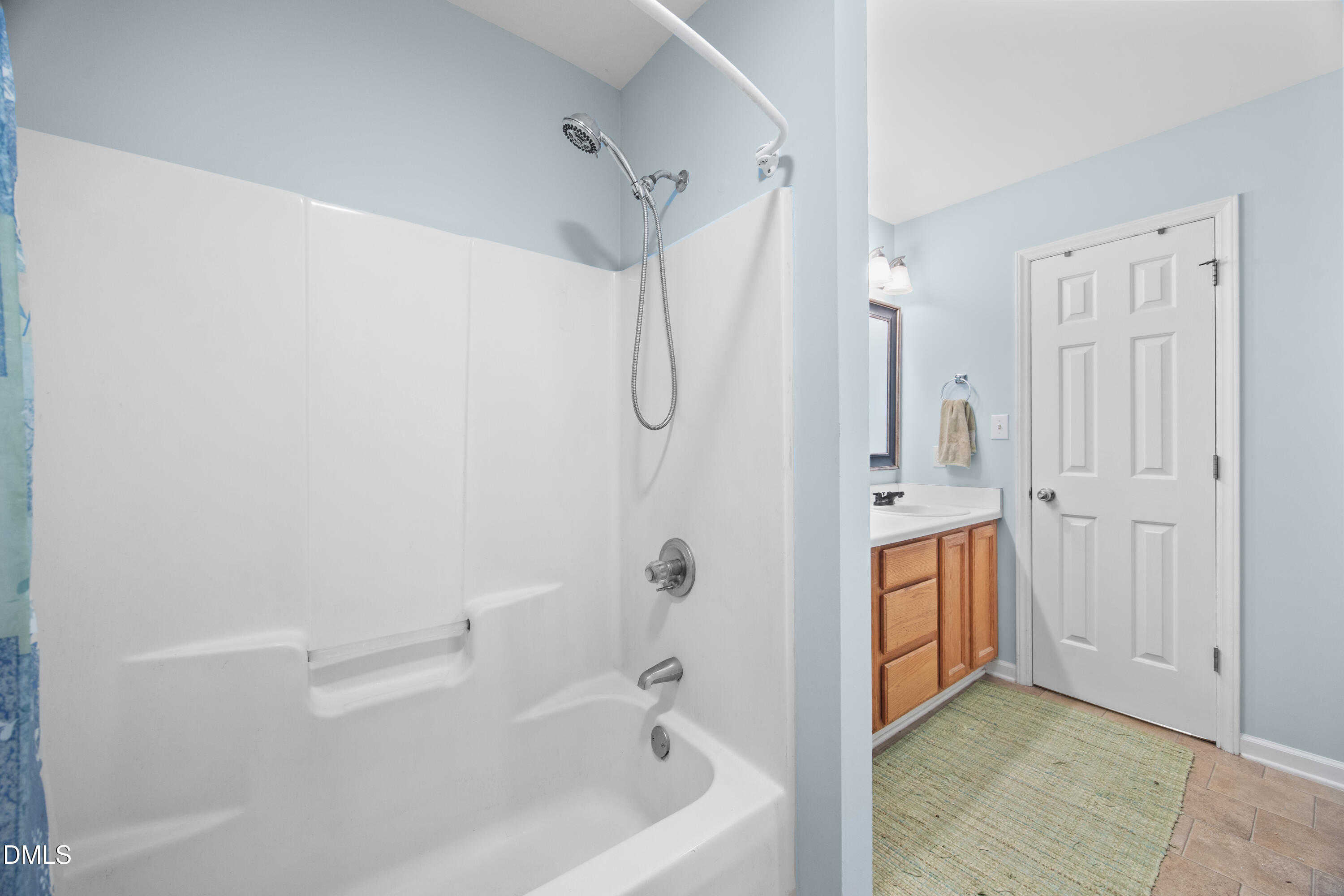 6 Bentwood Place Property Photo 32