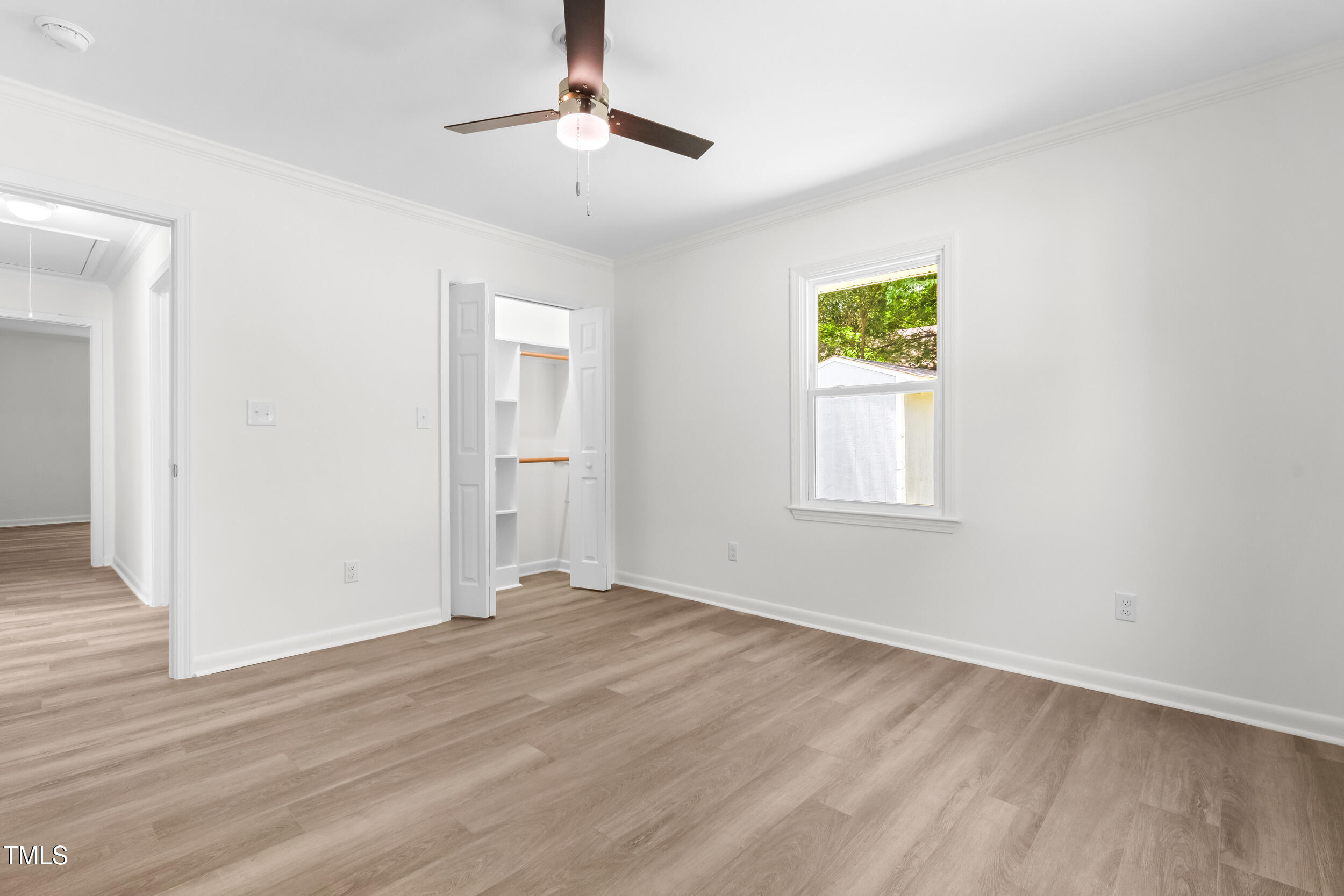 320 Clay Street Property Photo 13