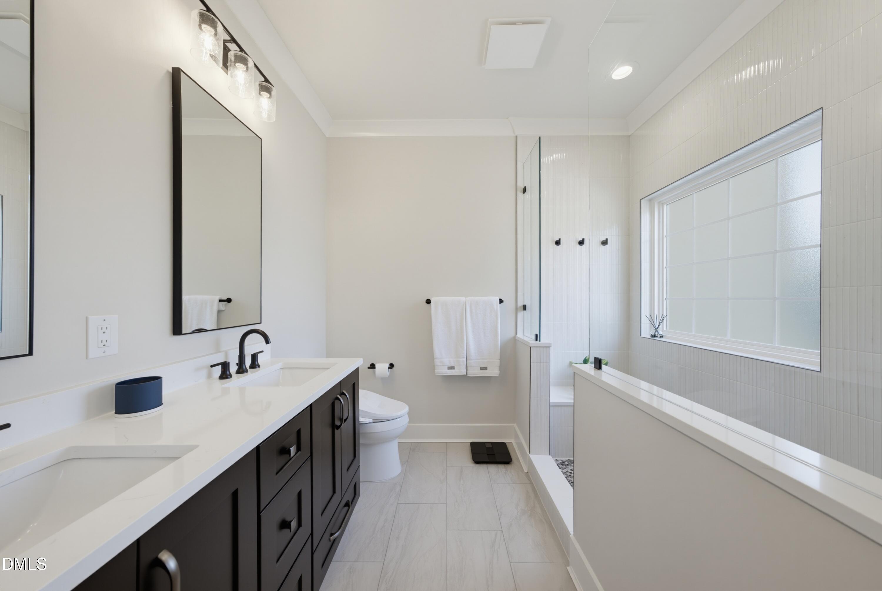 1231 Fairview Club Drive Property Photo 16