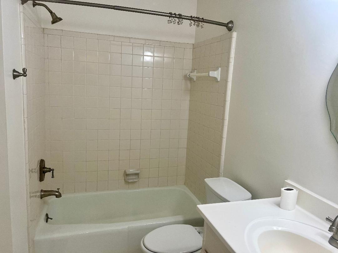 102 Shotts Court Property Photo 18