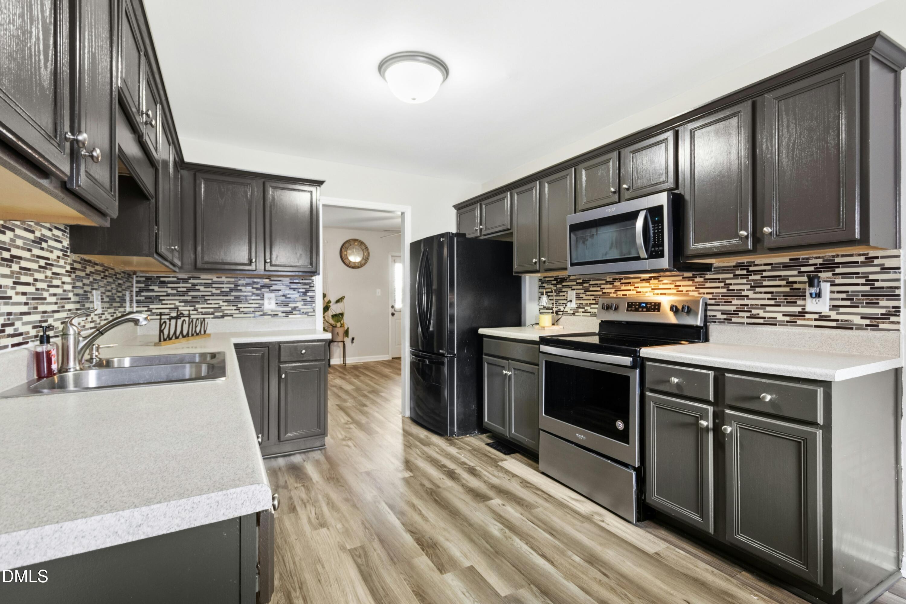 110 Walford Park Property Photo 14