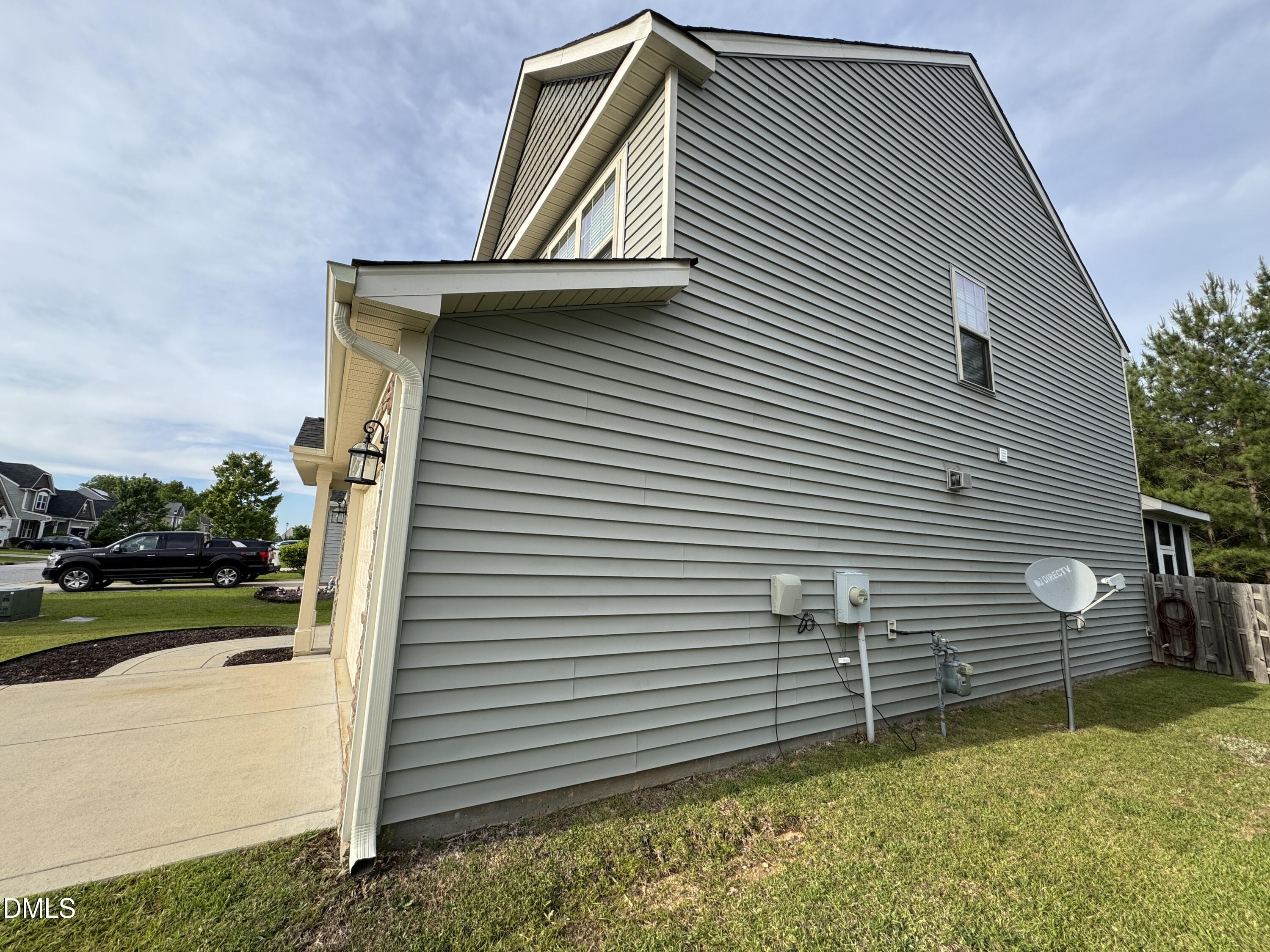214 Marsh Creek Drive Property Photo 5