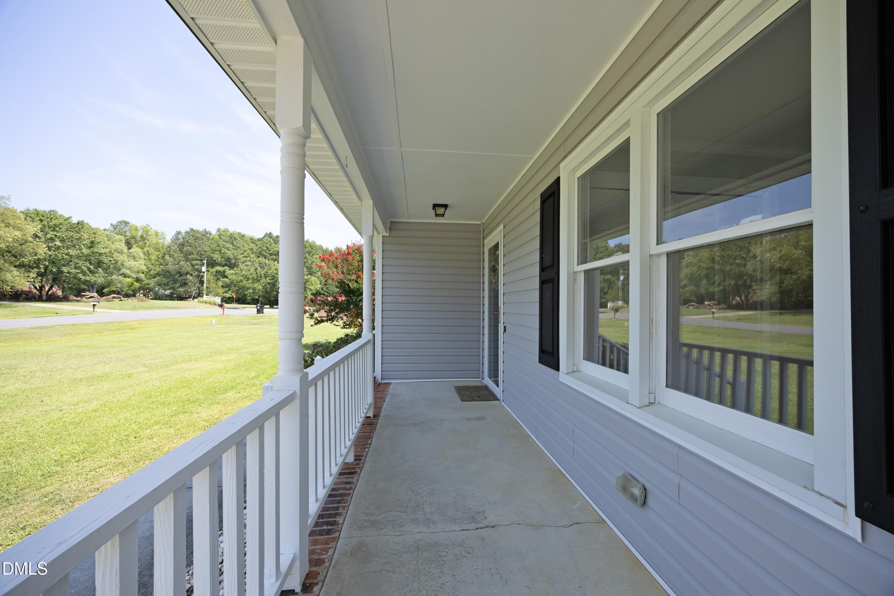 2705 Stageline Drive Property Photo 4