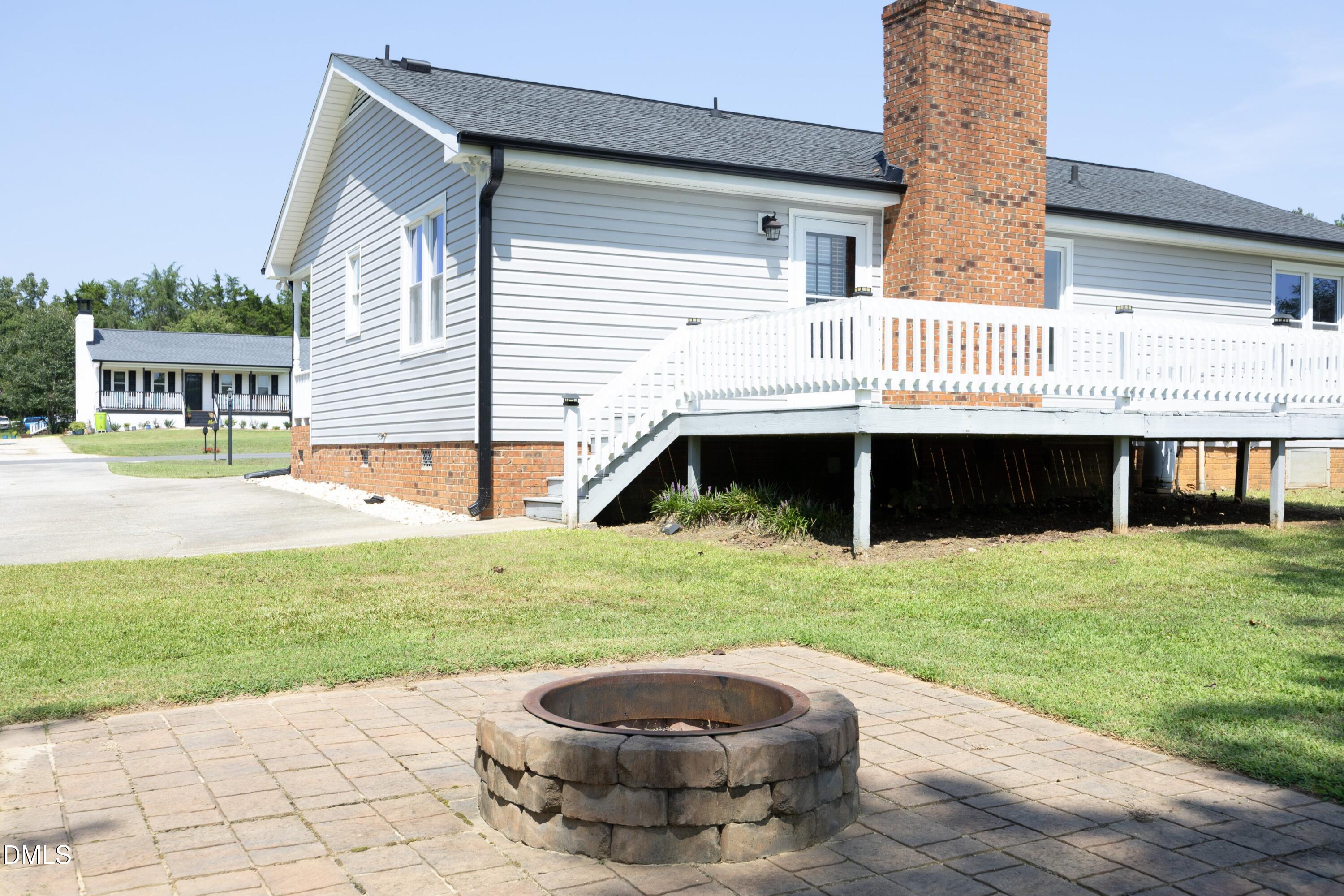2705 Stageline Drive Property Photo 10