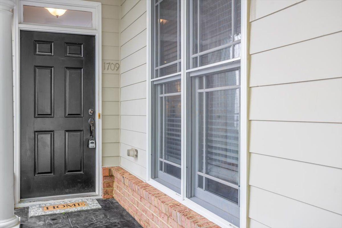1709 Legendary Lane Property Photo 3