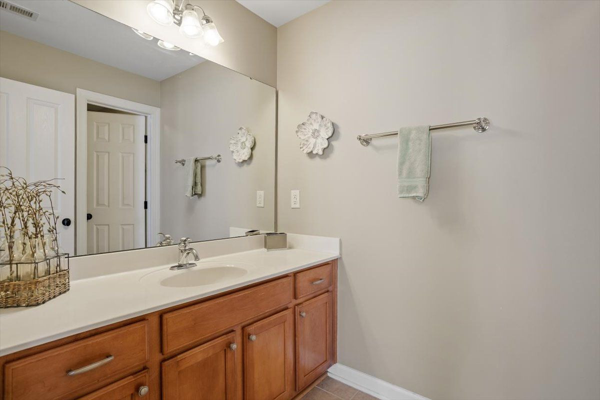1709 Legendary Lane Property Photo 25