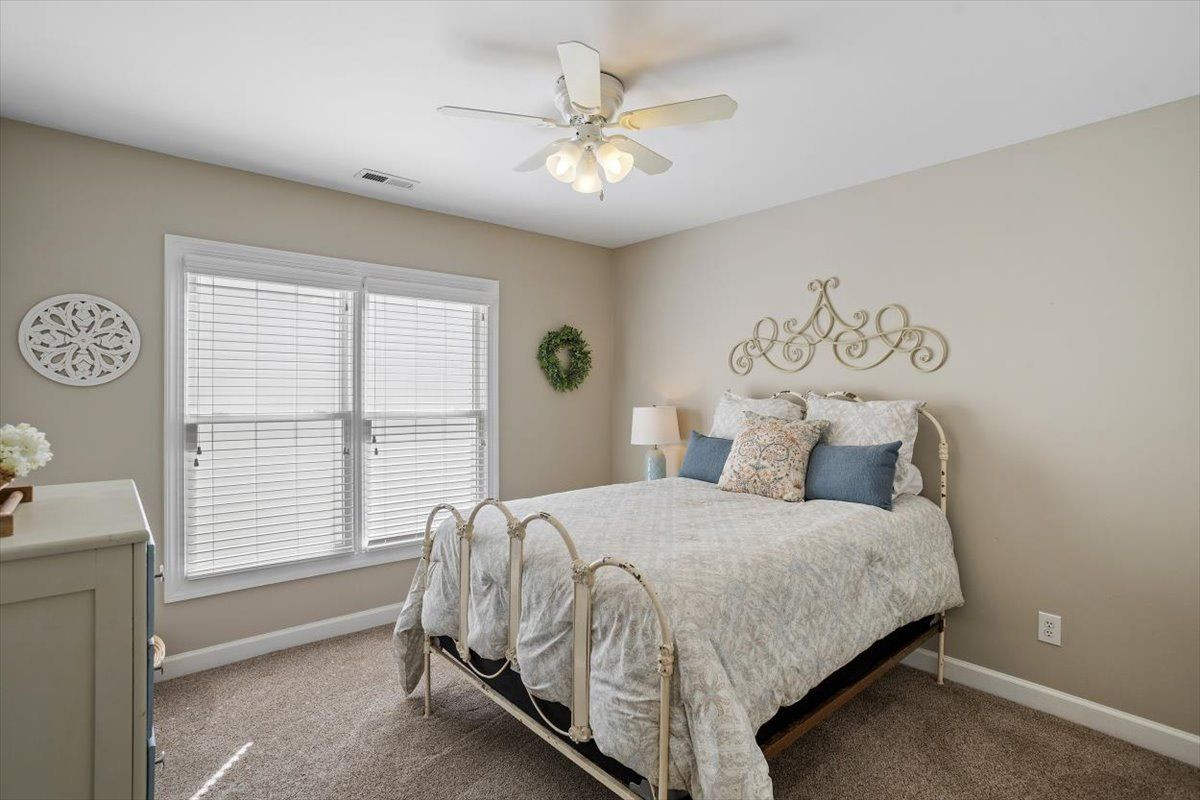 1709 Legendary Lane Property Photo 26