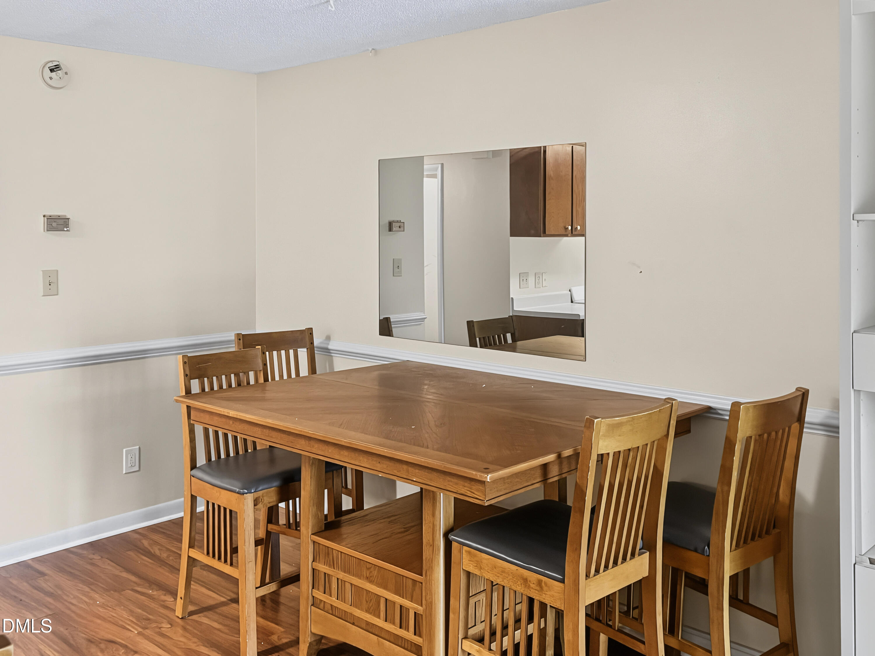 3007 Huntleigh Drive Property Photo 5