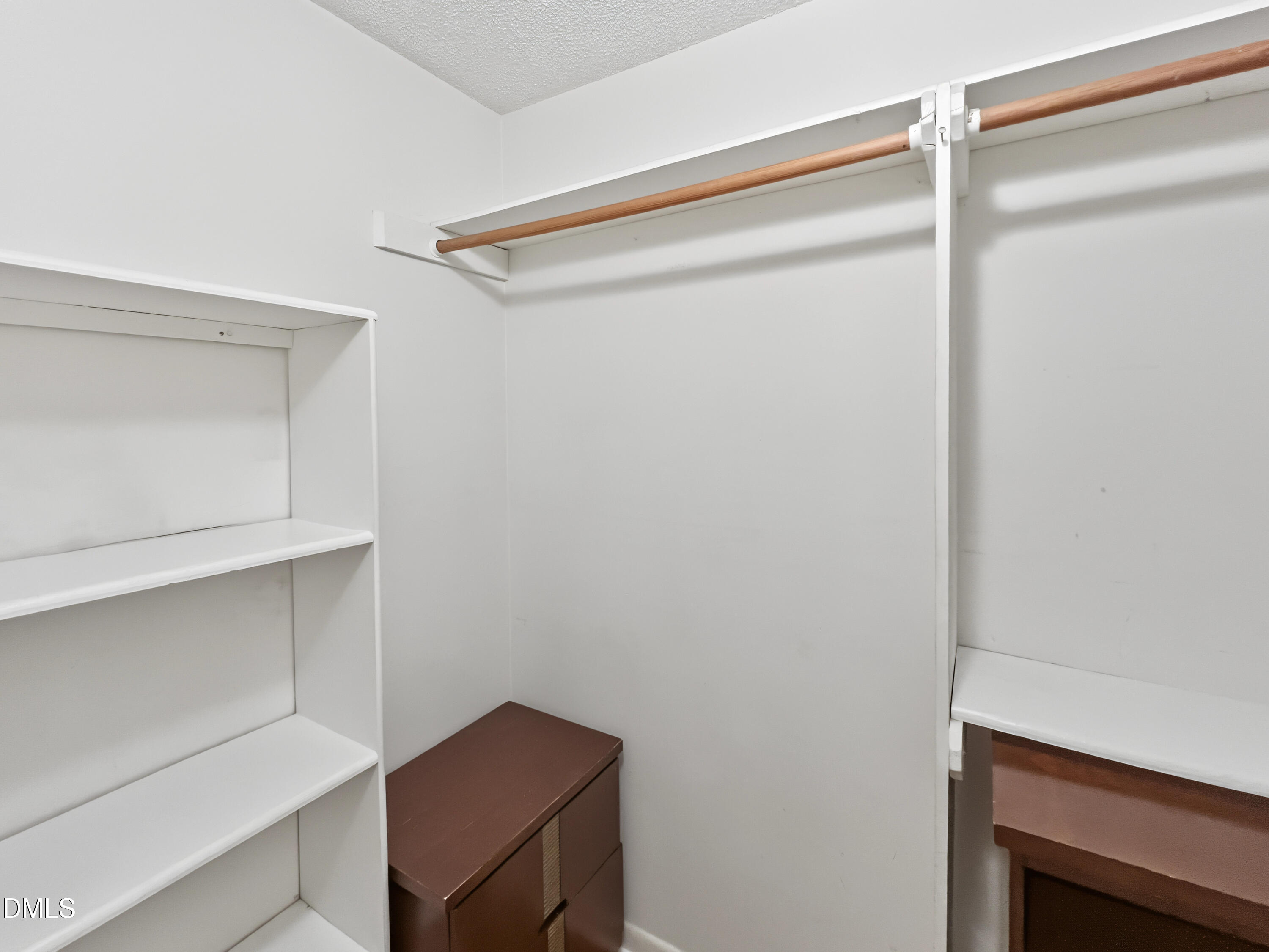 3007 Huntleigh Drive Property Photo 12