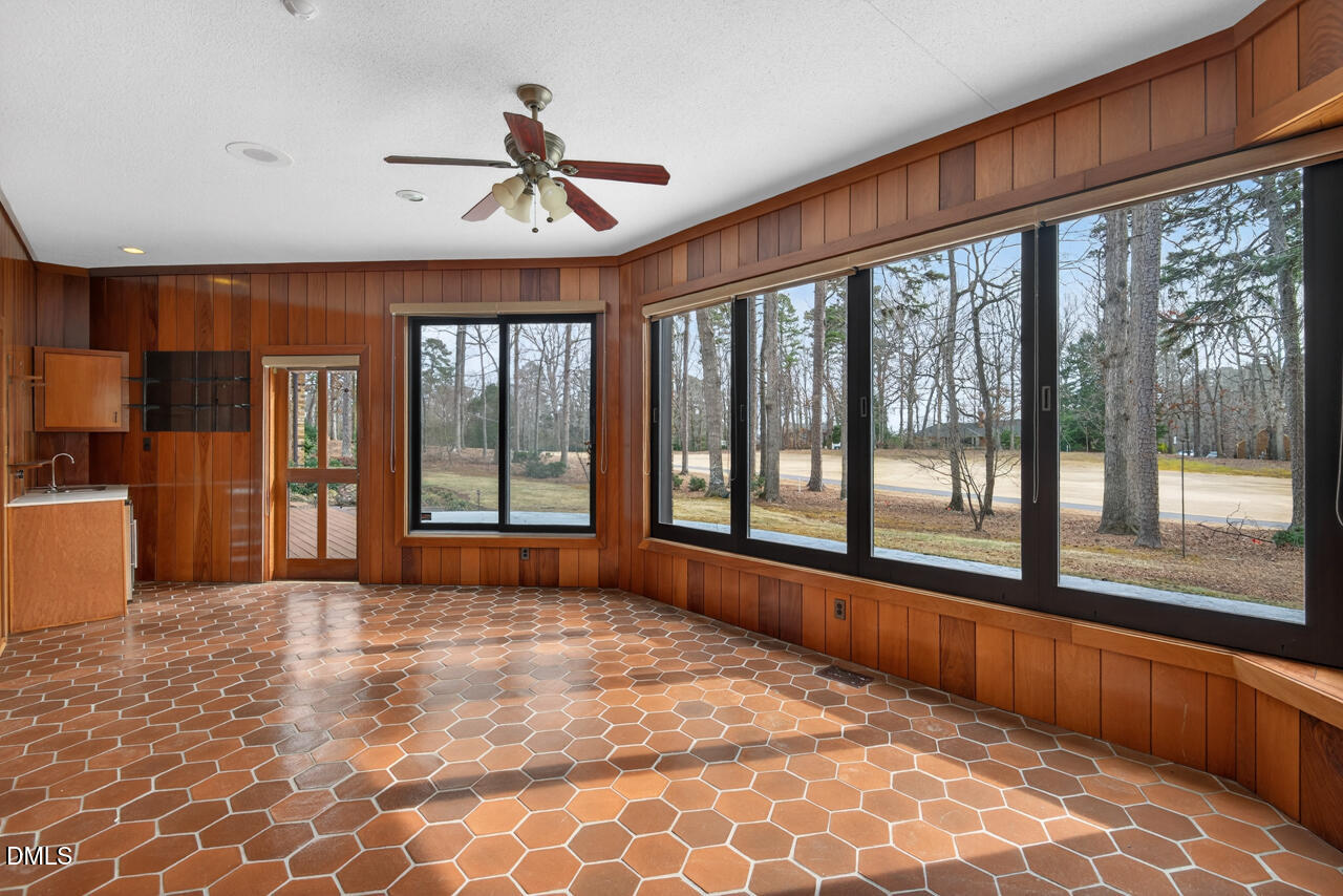 18 Appleton Place Property Photo 12