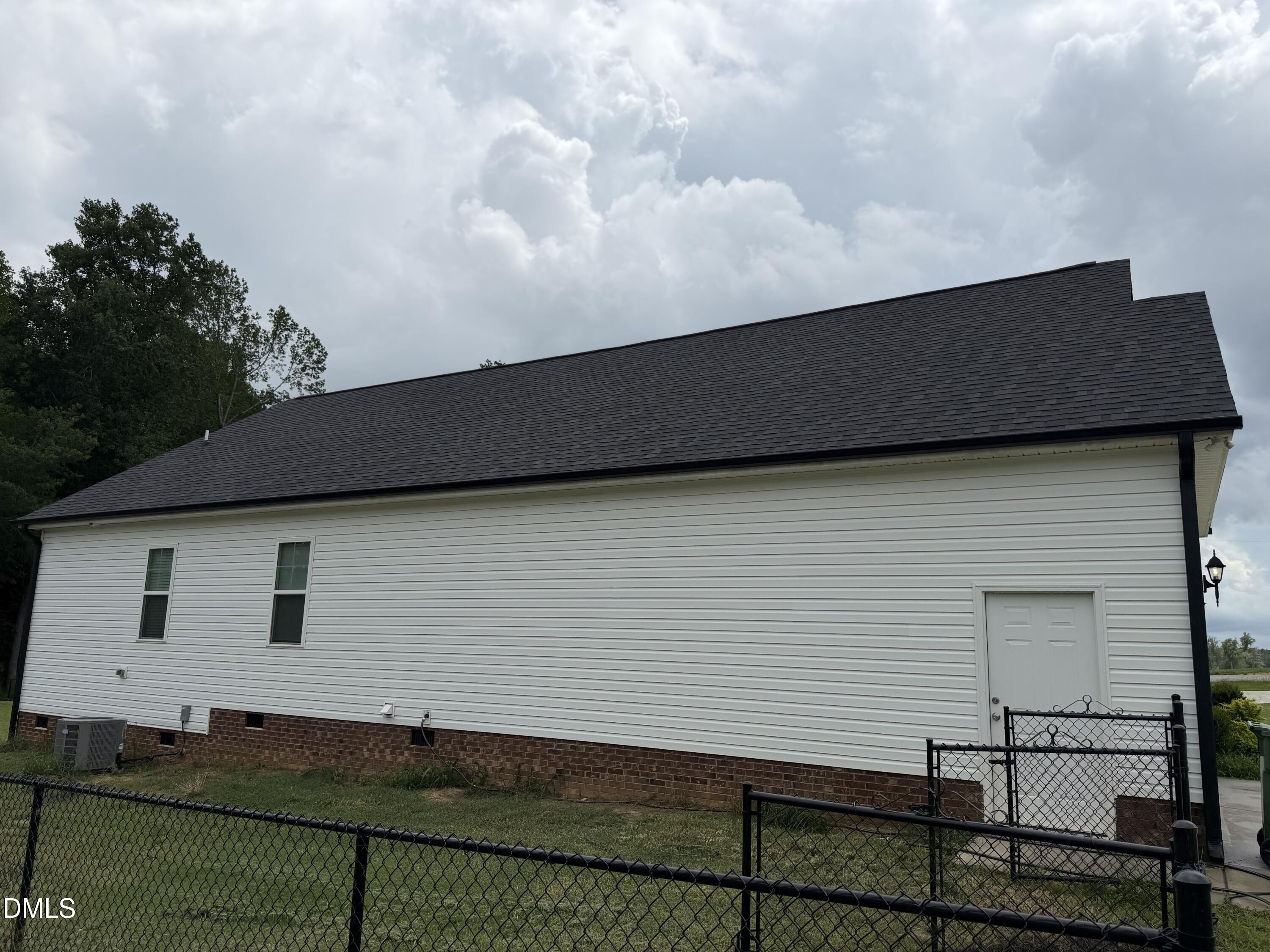 1191 Denning Road Property Photo 2