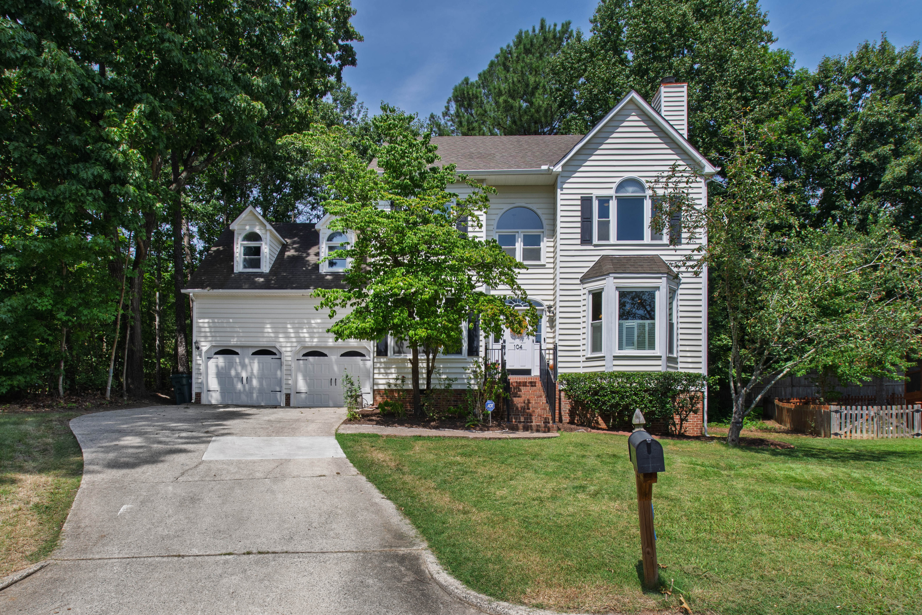 104 Acadia Court Property Photo 1