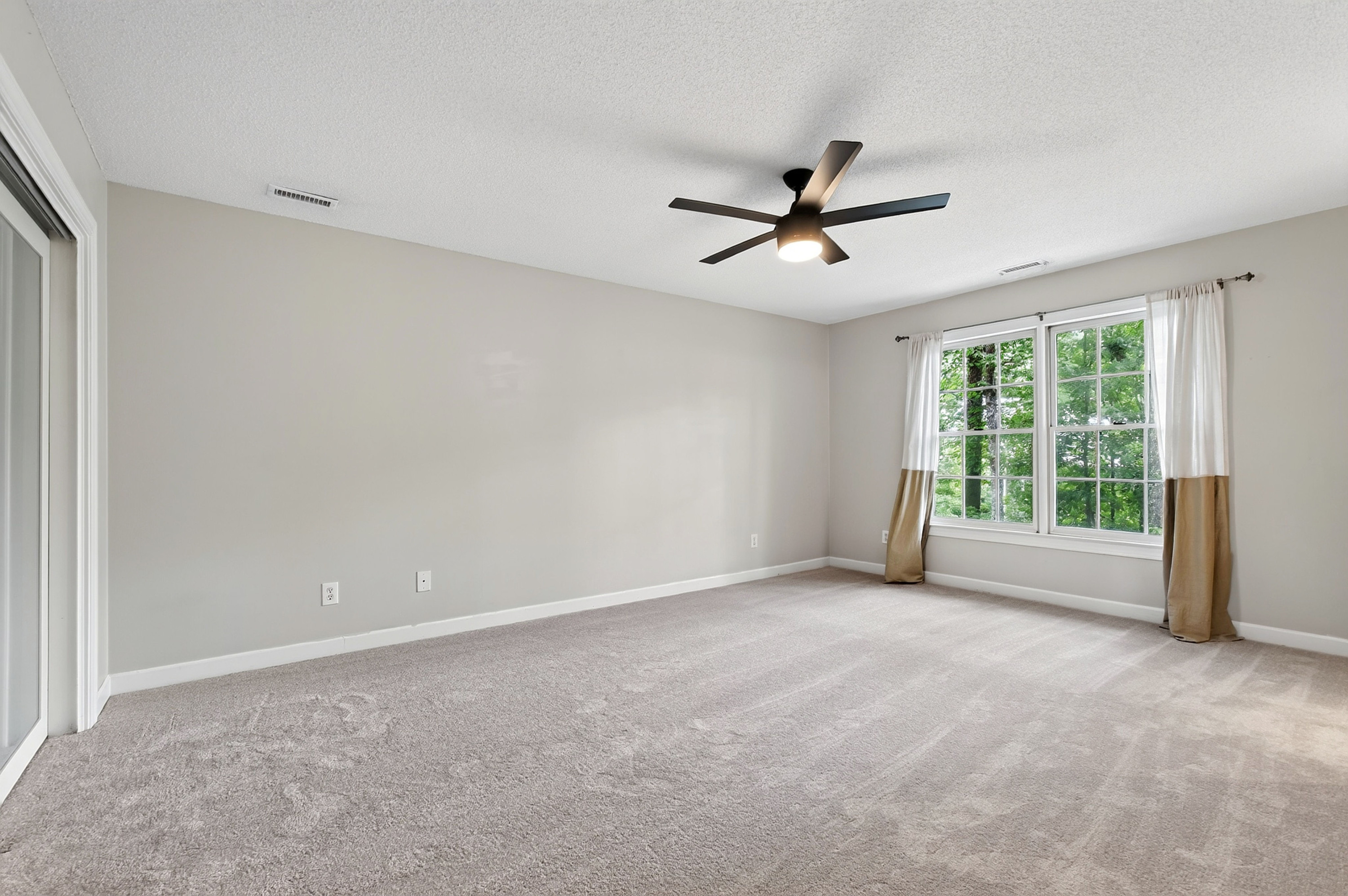 104 Acadia Court Property Photo 49
