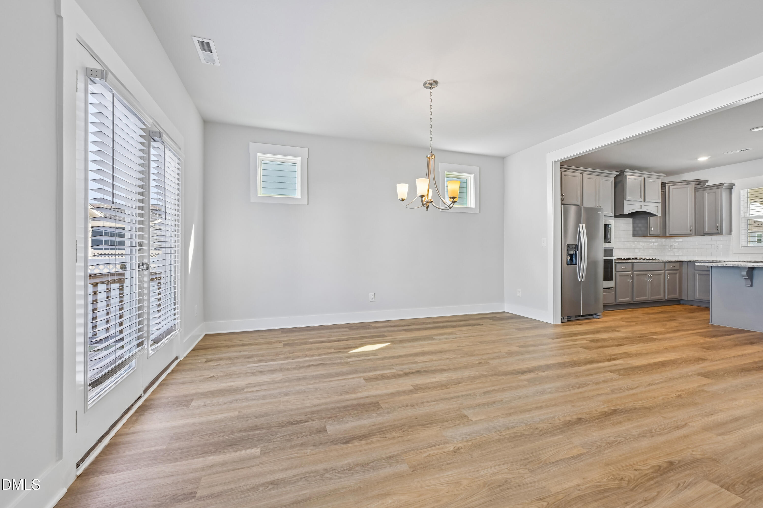 121 Broadwater Drive Property Photo 3