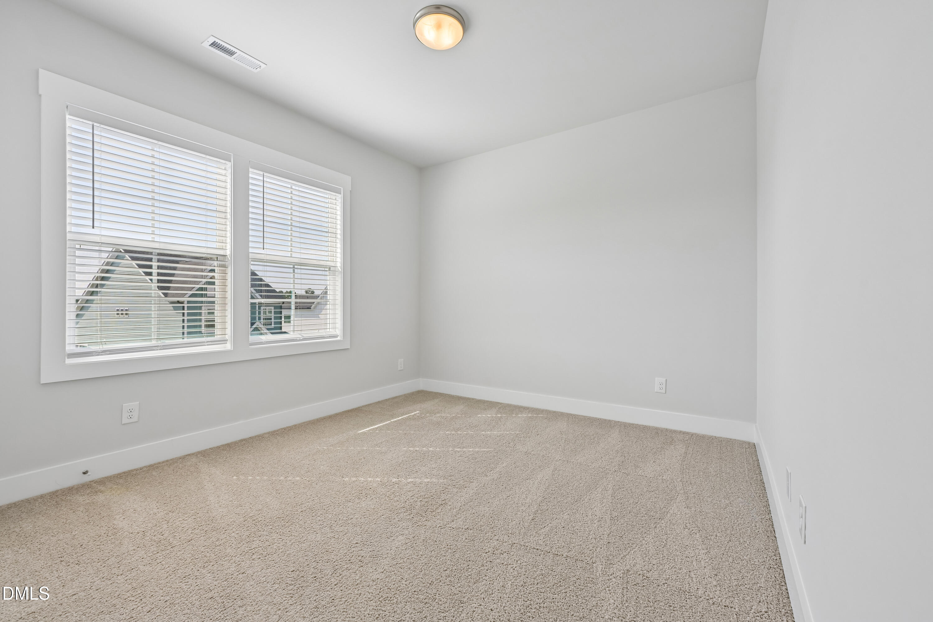 121 Broadwater Drive Property Photo 25