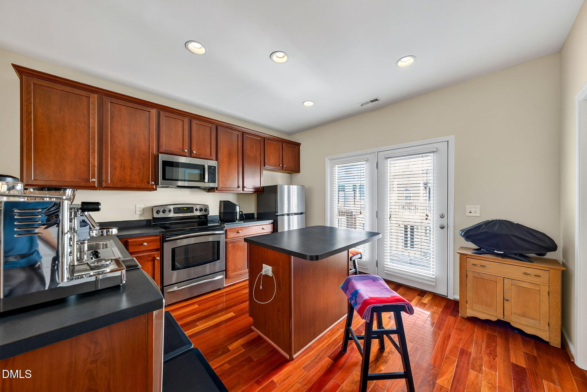 315 Kinellan Lane Property Photo 16