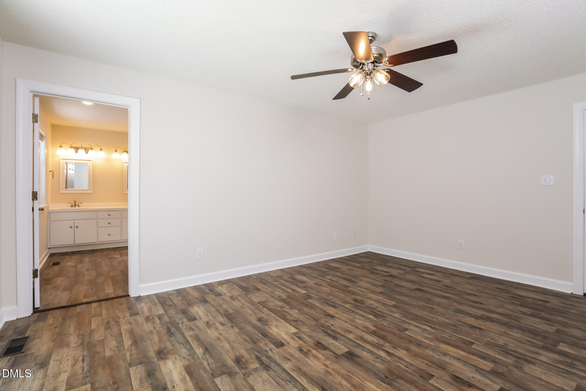1732 Bobwhite Lane Property Photo 11