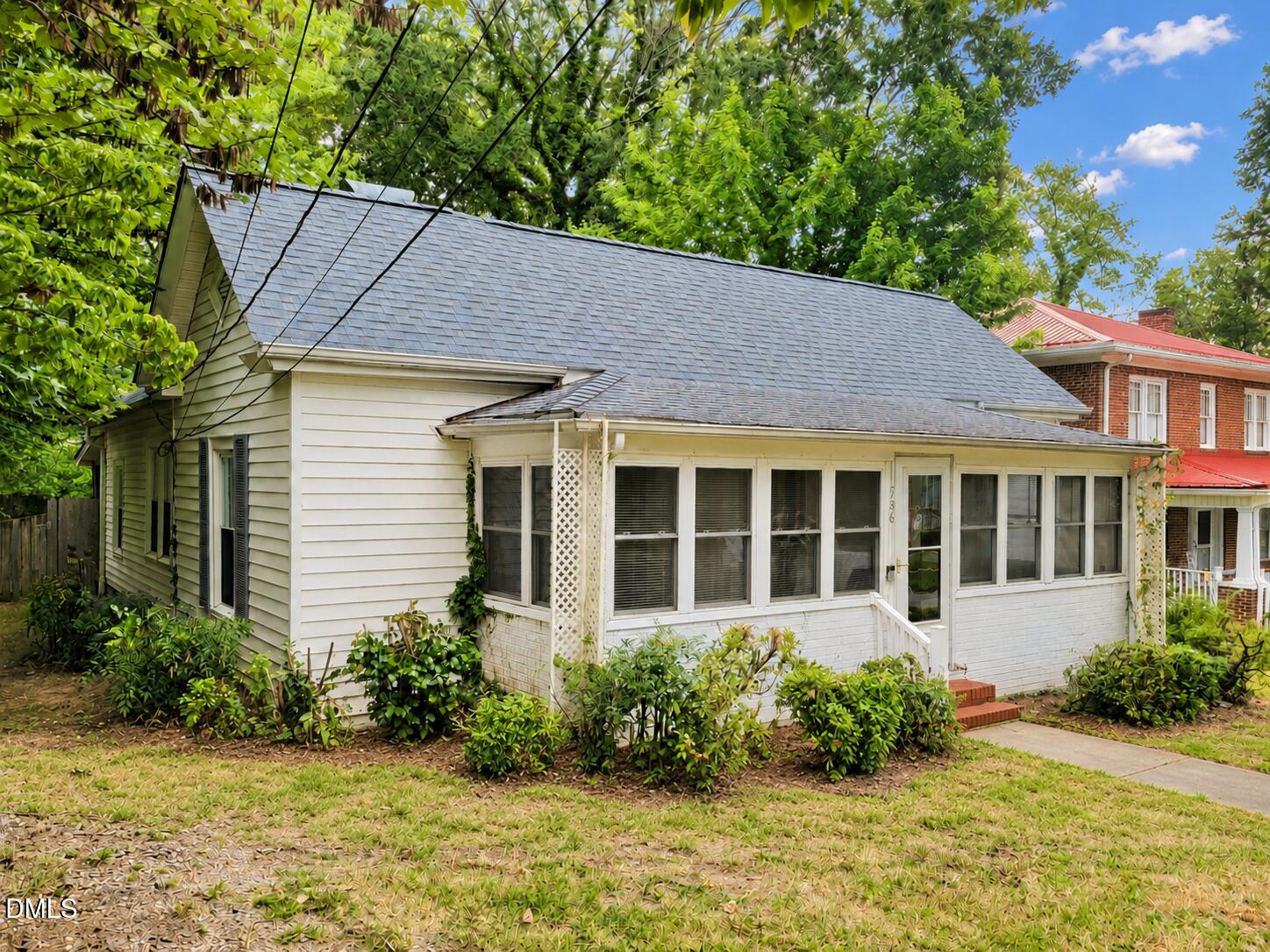 536 Patrick Street Property Photo 2