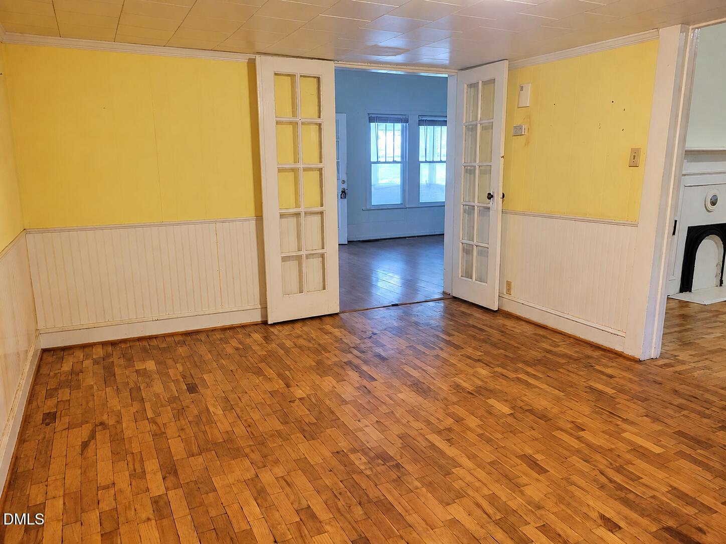 536 Patrick Street Property Photo 4