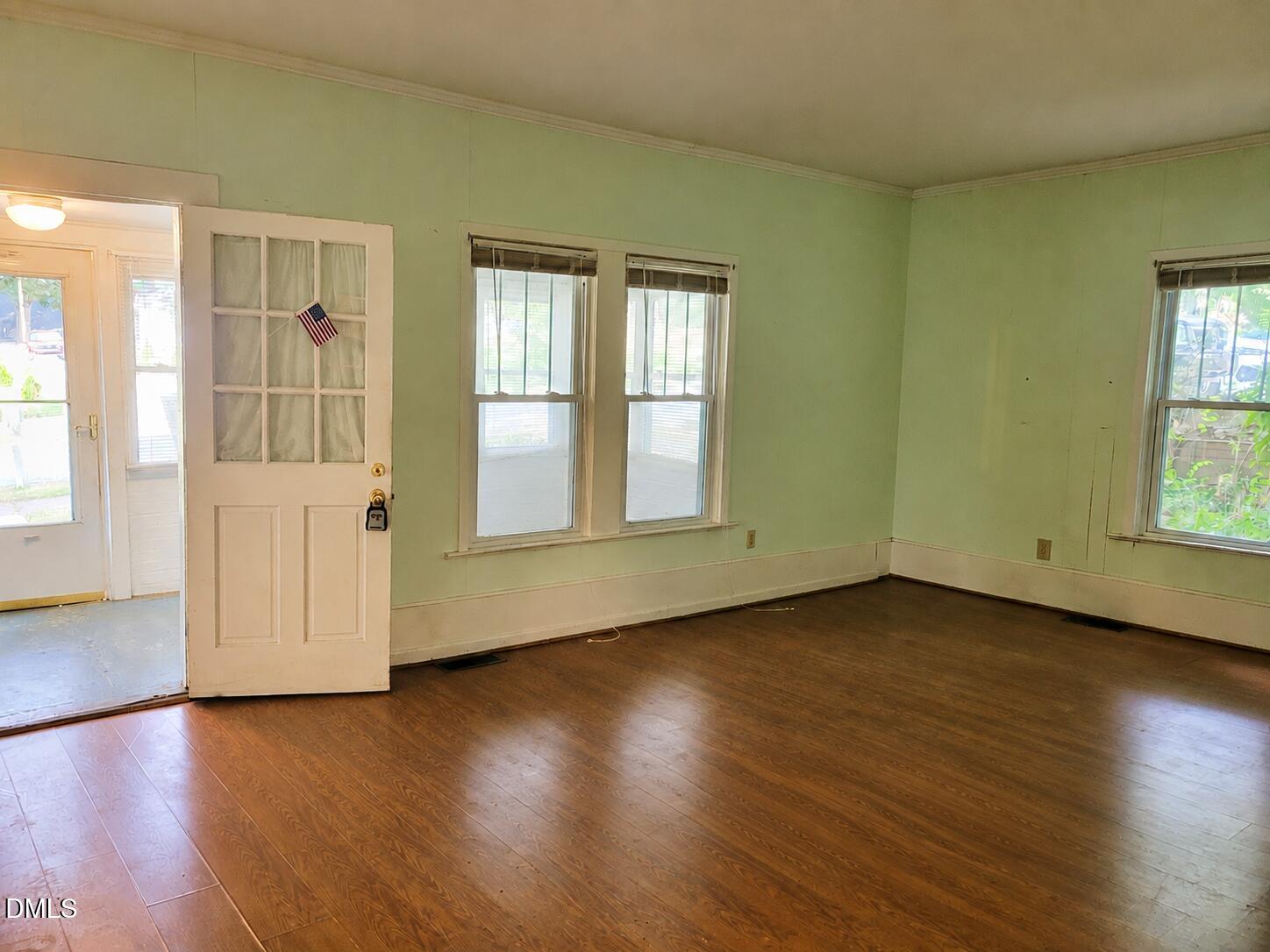 536 Patrick Street Property Photo 6