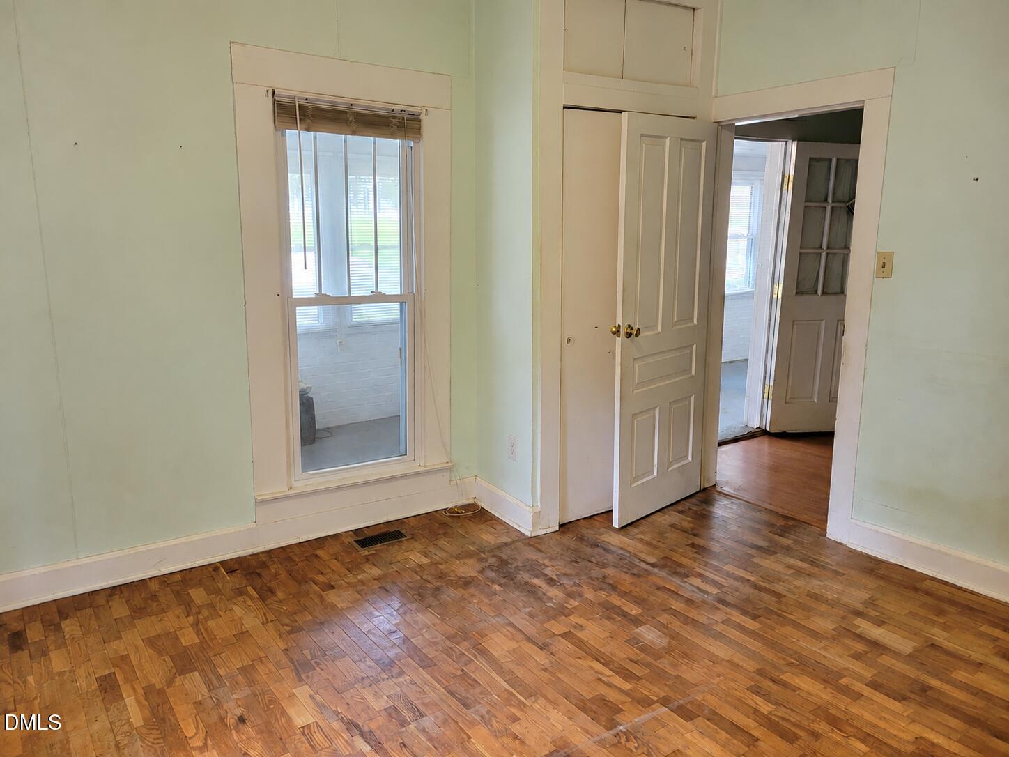 536 Patrick Street Property Photo 10