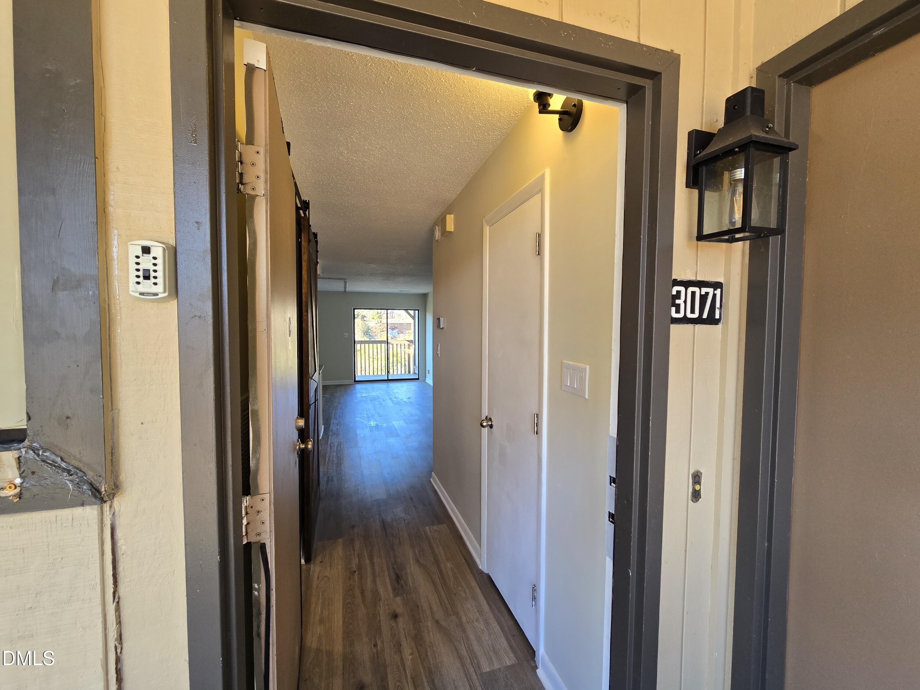 3071 Huntleigh Drive Property Photo 15