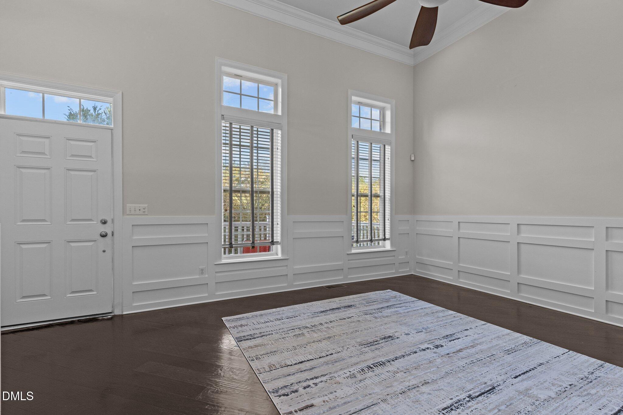 10410 Sablewood Drive Property Photo 4