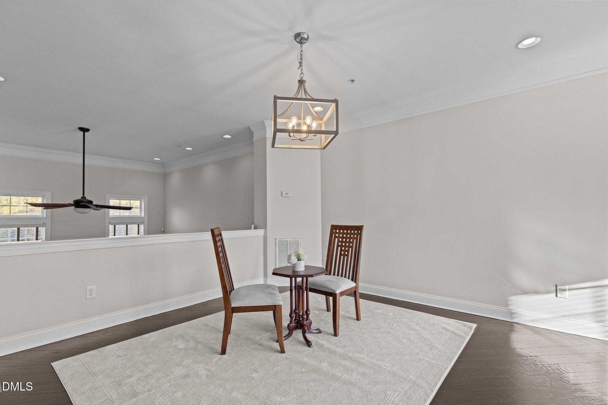 10410 Sablewood Drive Property Photo 7