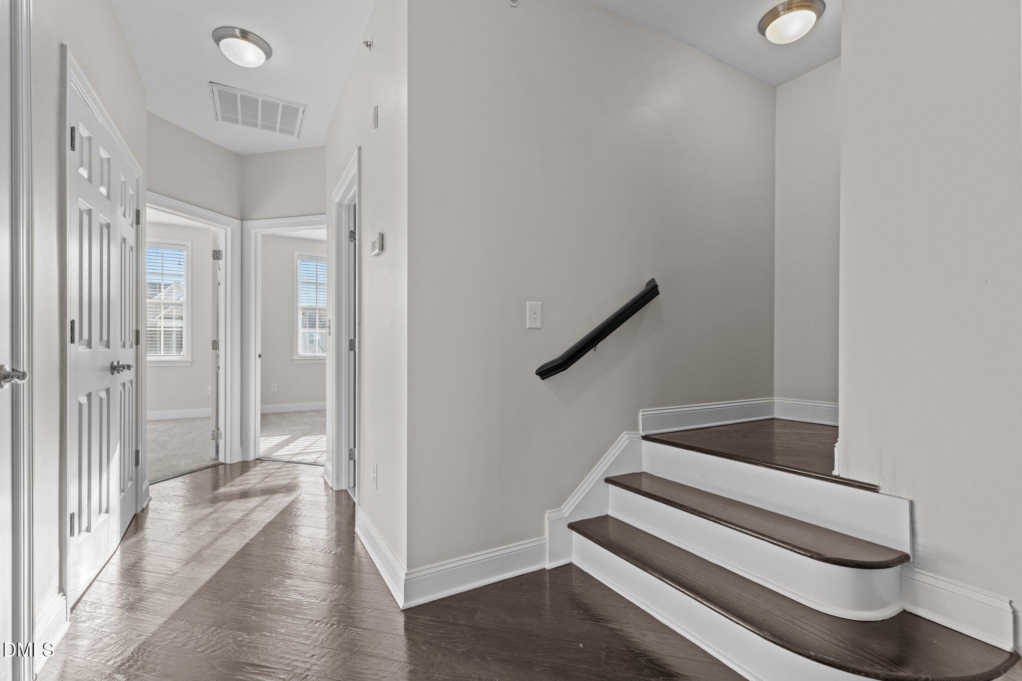 10410 Sablewood Drive Property Photo 16