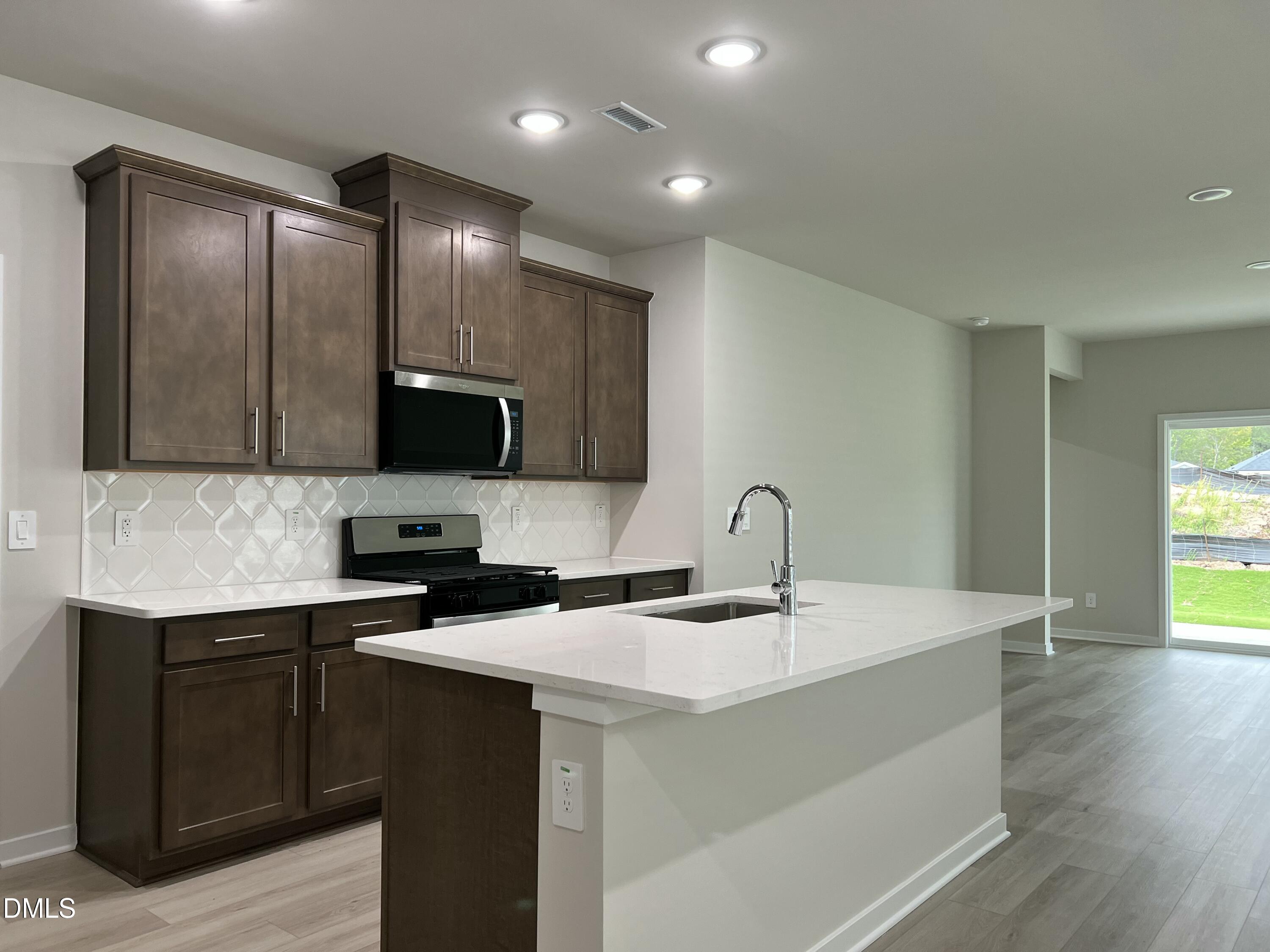 1419 Hatteras Road Property Photo 5