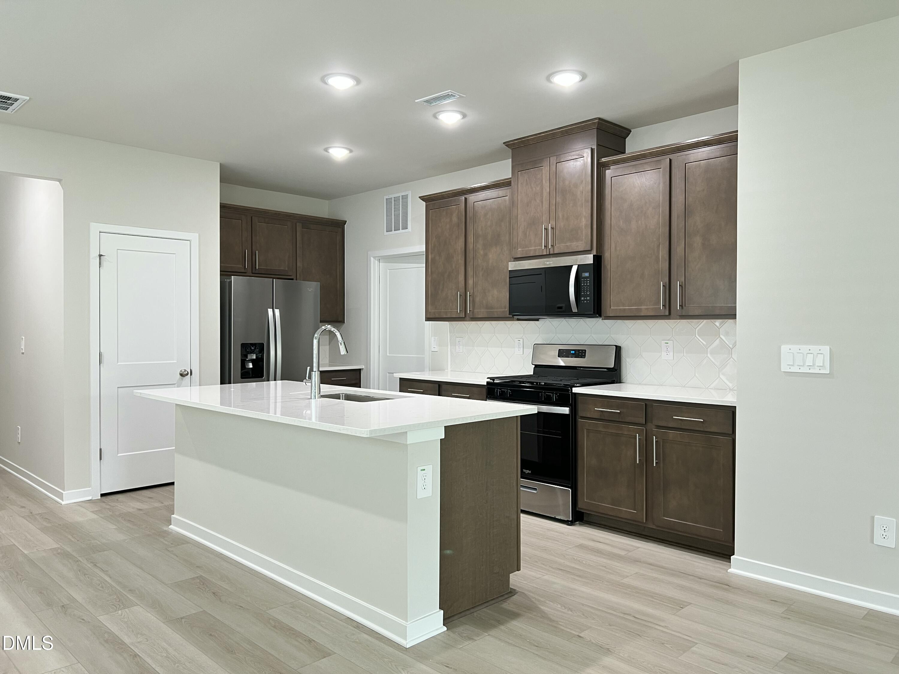 1419 Hatteras Road Property Photo 6