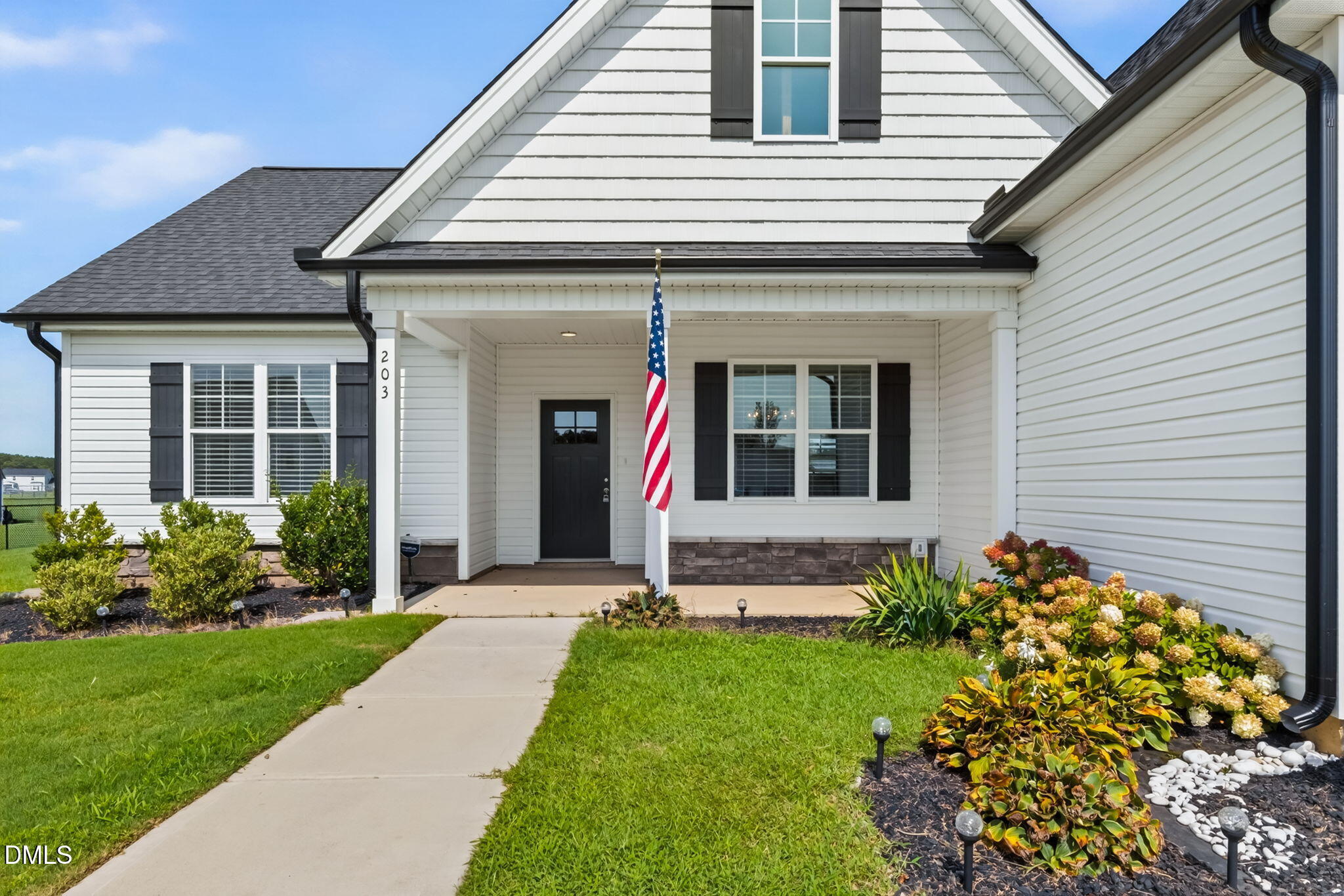 203 Tuscany Circle Property Photo 3
