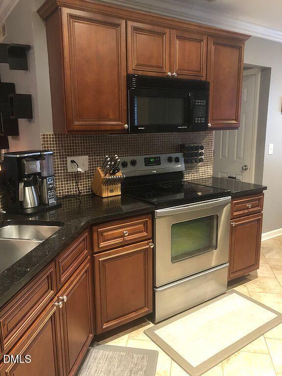 7628 Falcon Rest Circle Property Photo 2