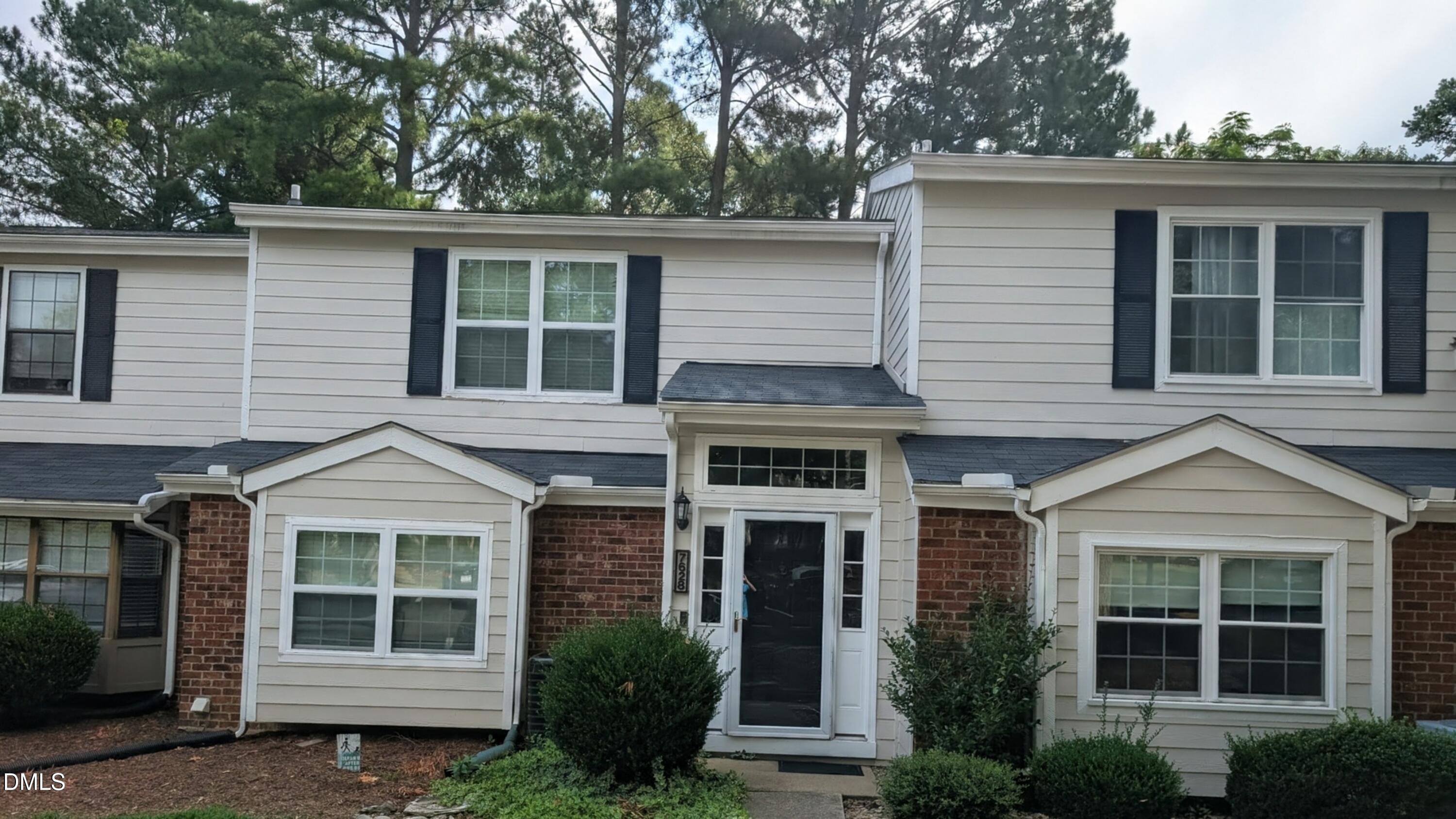 7628 Falcon Rest Circle Property Photo 11