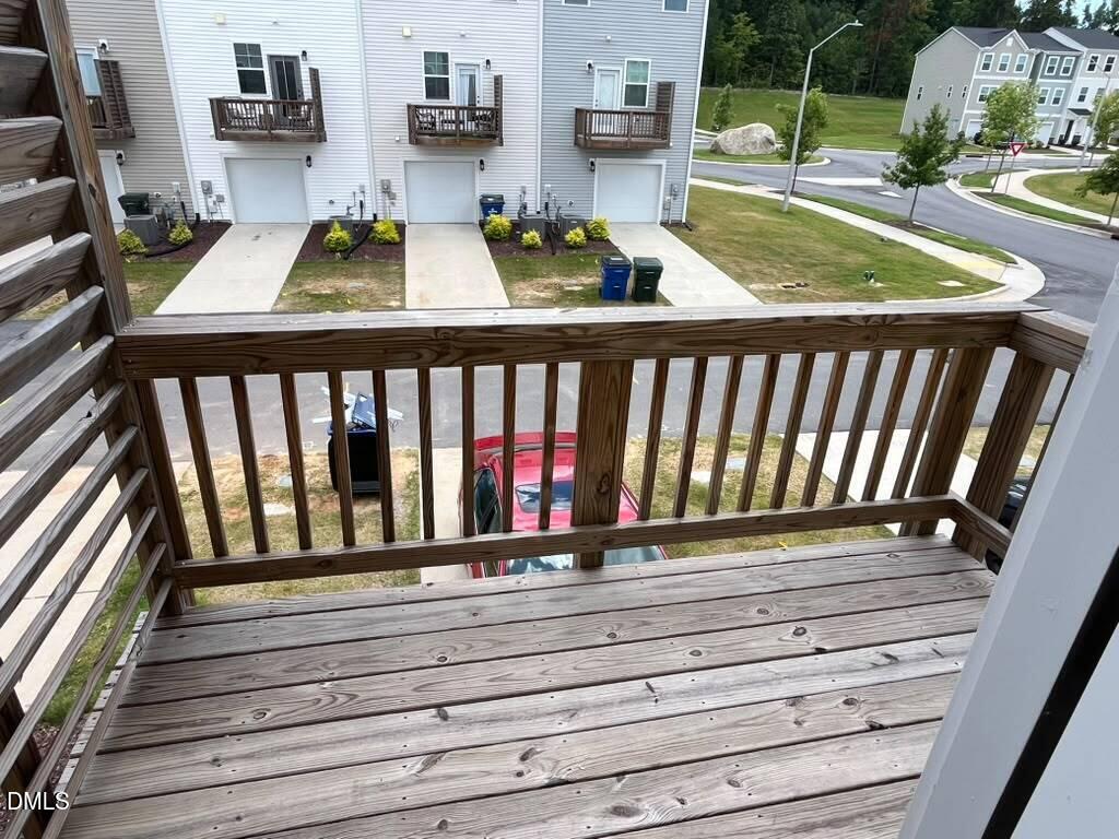 2453 Kasota Lane Property Photo 9