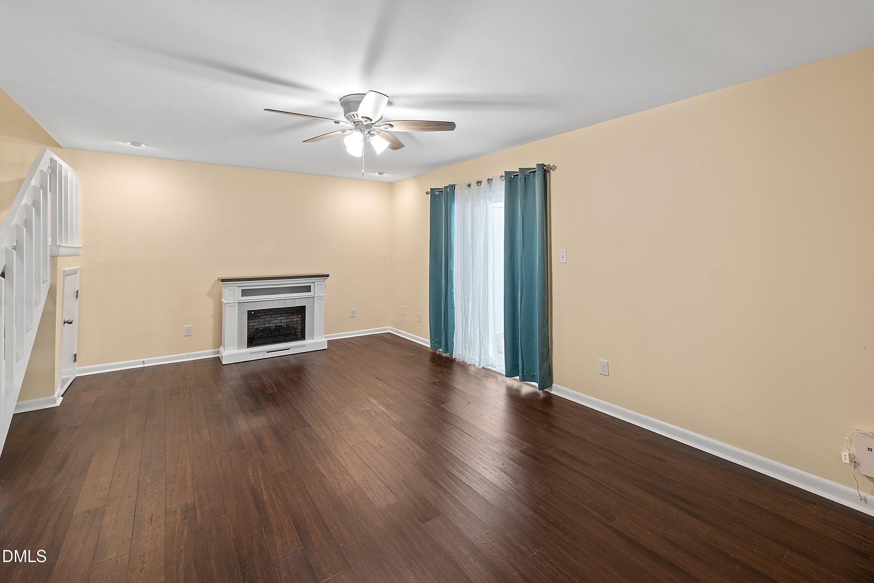7185 Sandy Creek Drive Property Photo 19