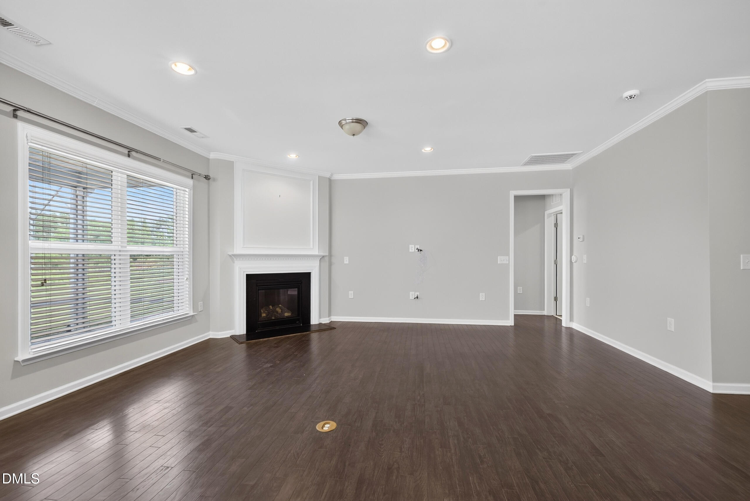2414 Bloomsbury Manor Drive Property Photo 12