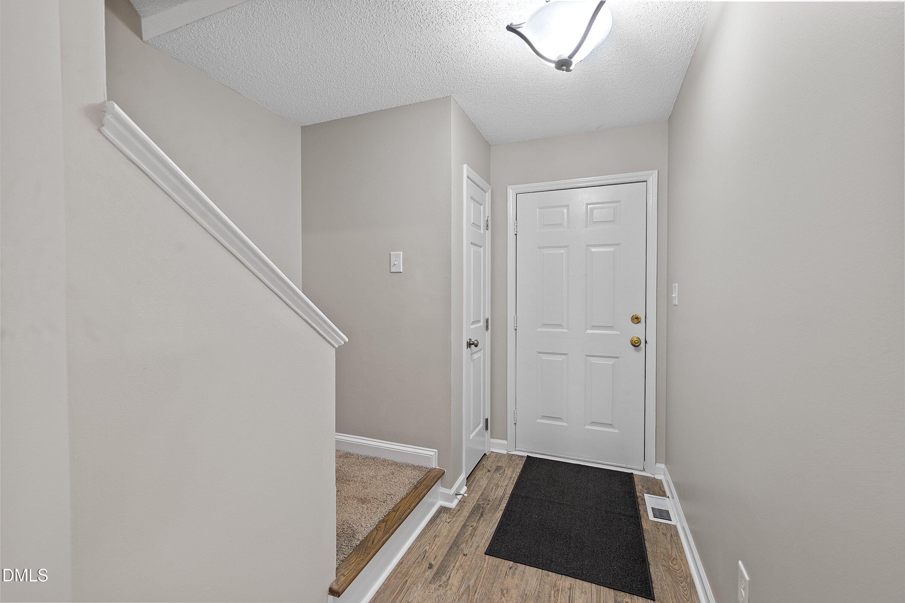 123 Luxon Place Property Photo 4