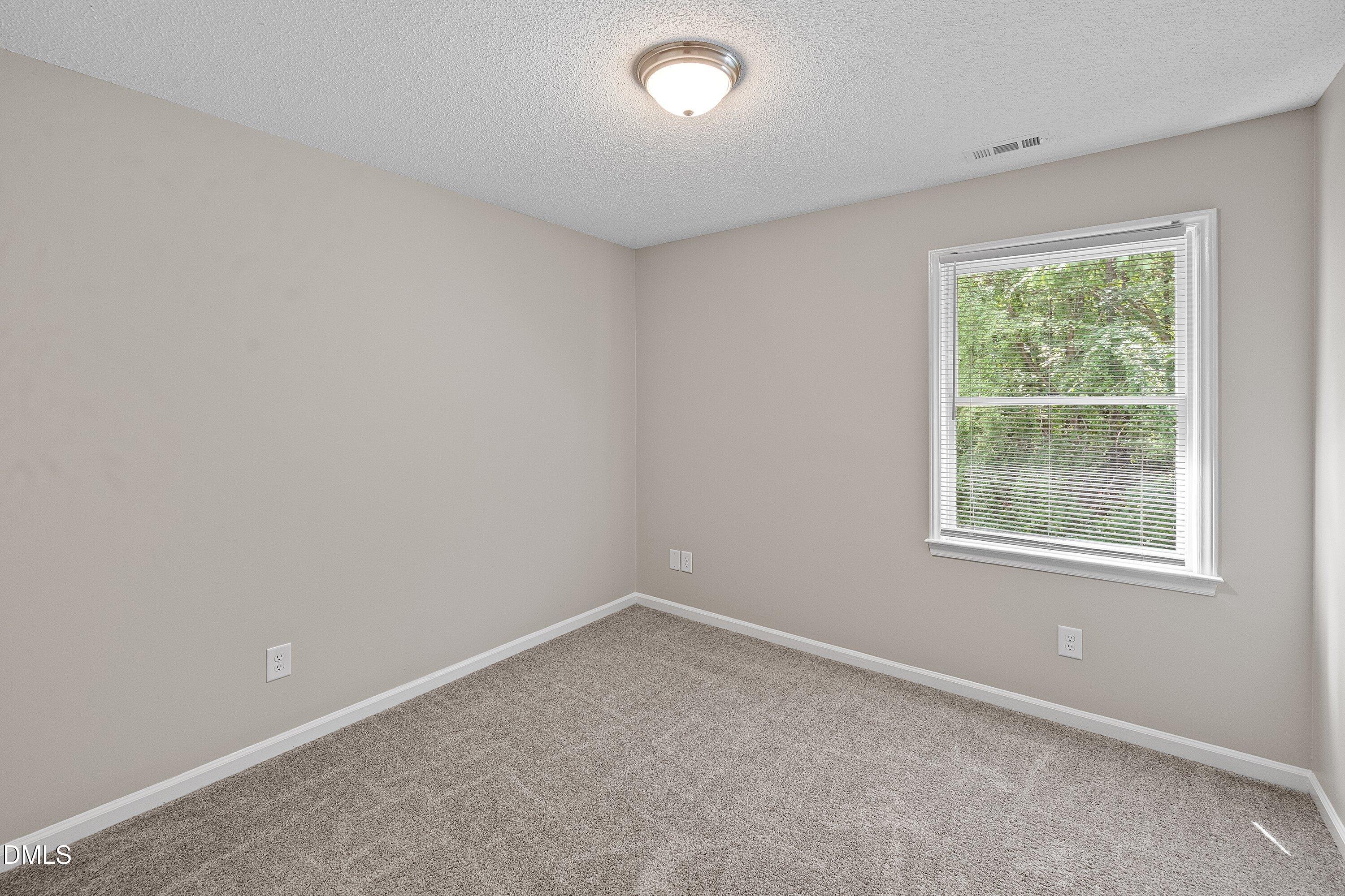 123 Luxon Place Property Photo 29