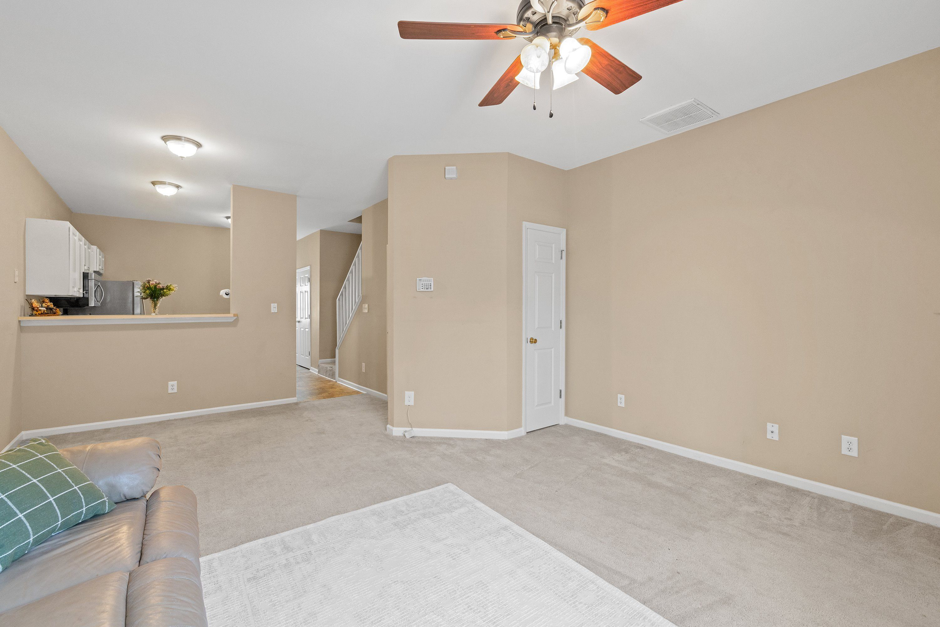 43 Cheltenham Drive Property Photo 4