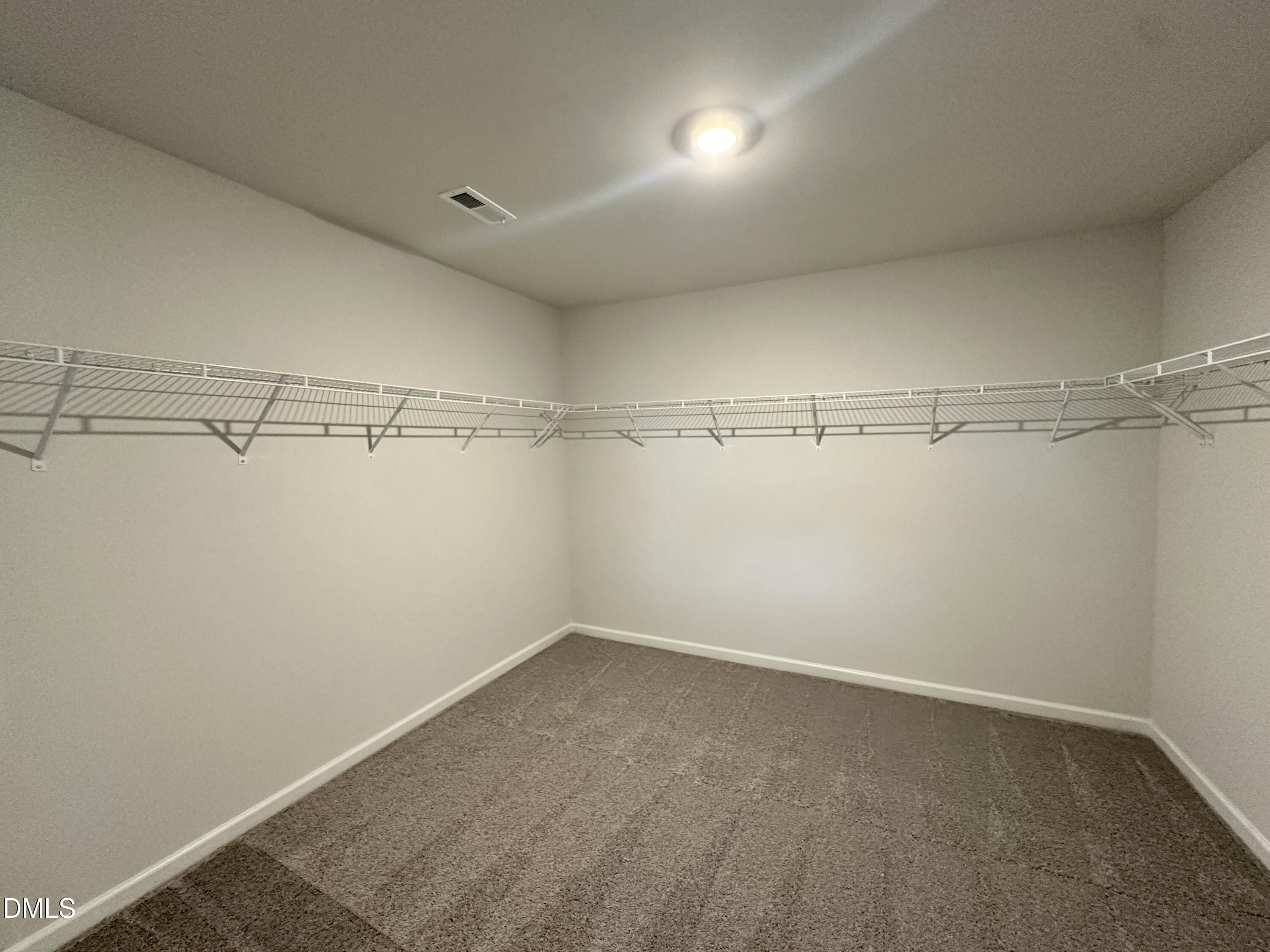 220 Buckthorn Drive Property Photo 8